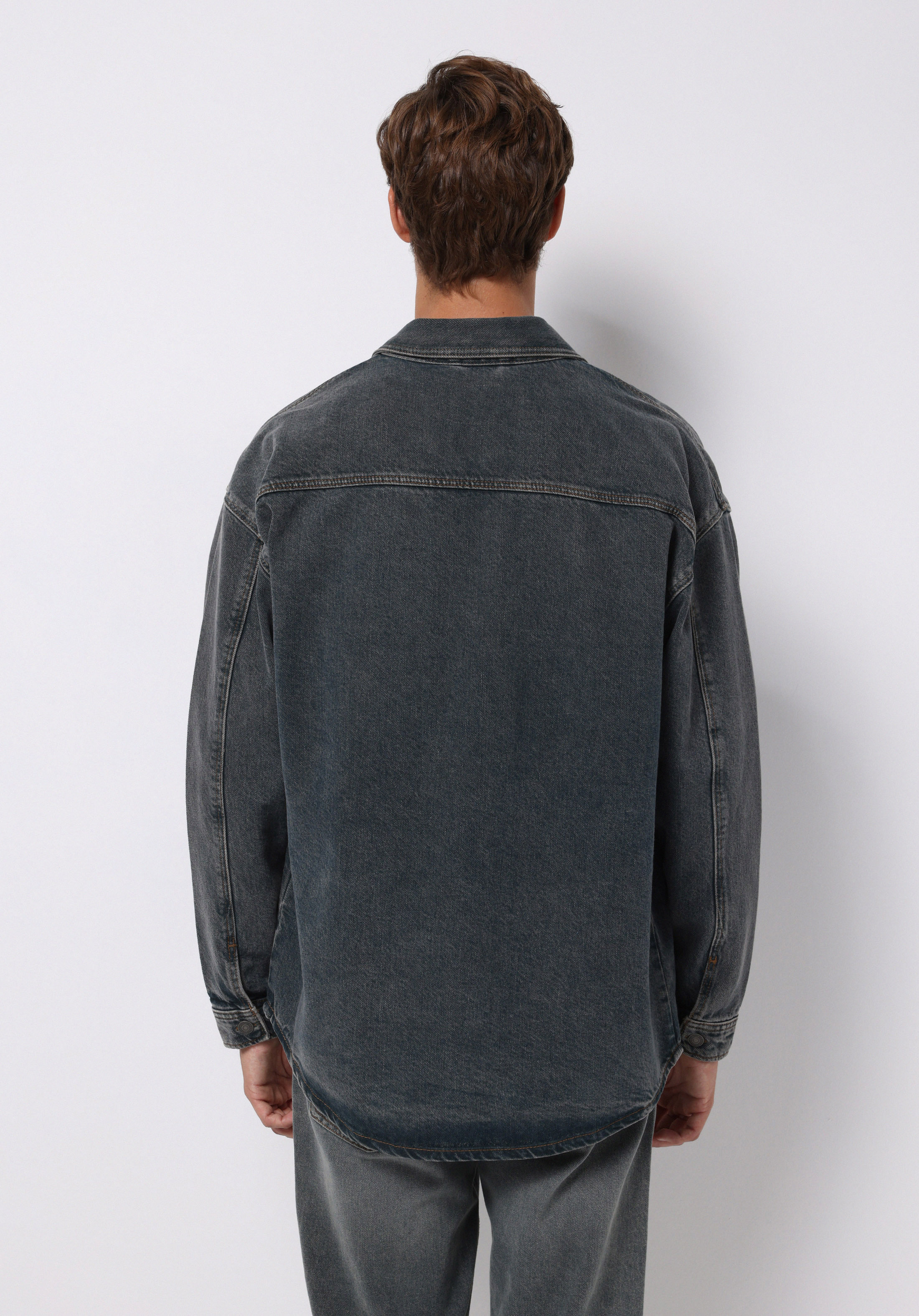 Jachetă De Barbati Oversize Fit CL1076798 | Colin's Romania Jachetă De Barbati Oversize Fit CL1076798 | Colin's Romania