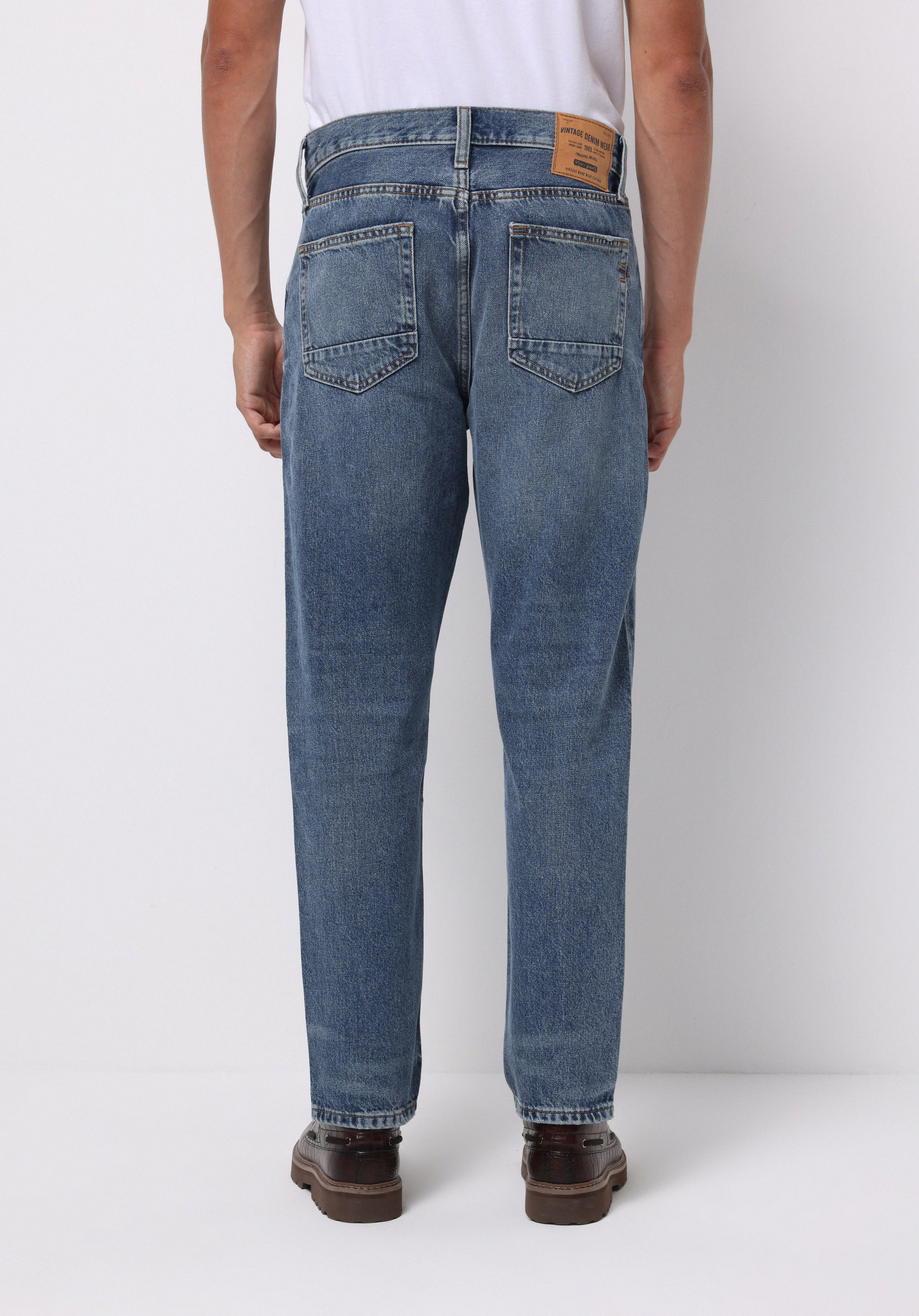 Afișați detalii pentru Pantaloni De Barbati Albastru Loose Tapered Fit  Cl1076833