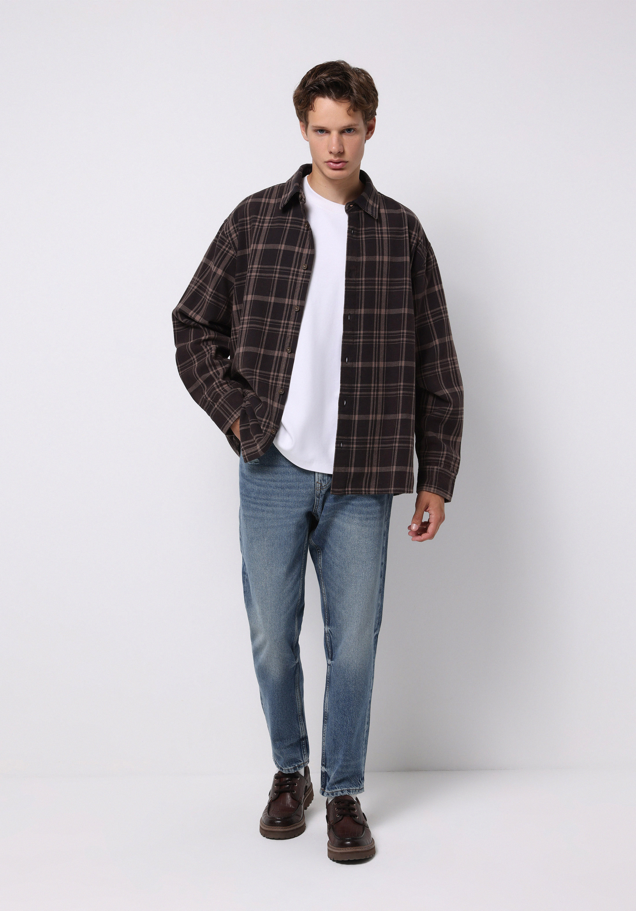 Afișați detalii pentru Pantaloni De Barbati Albastru Loose Tapered Fit  Cl1076833