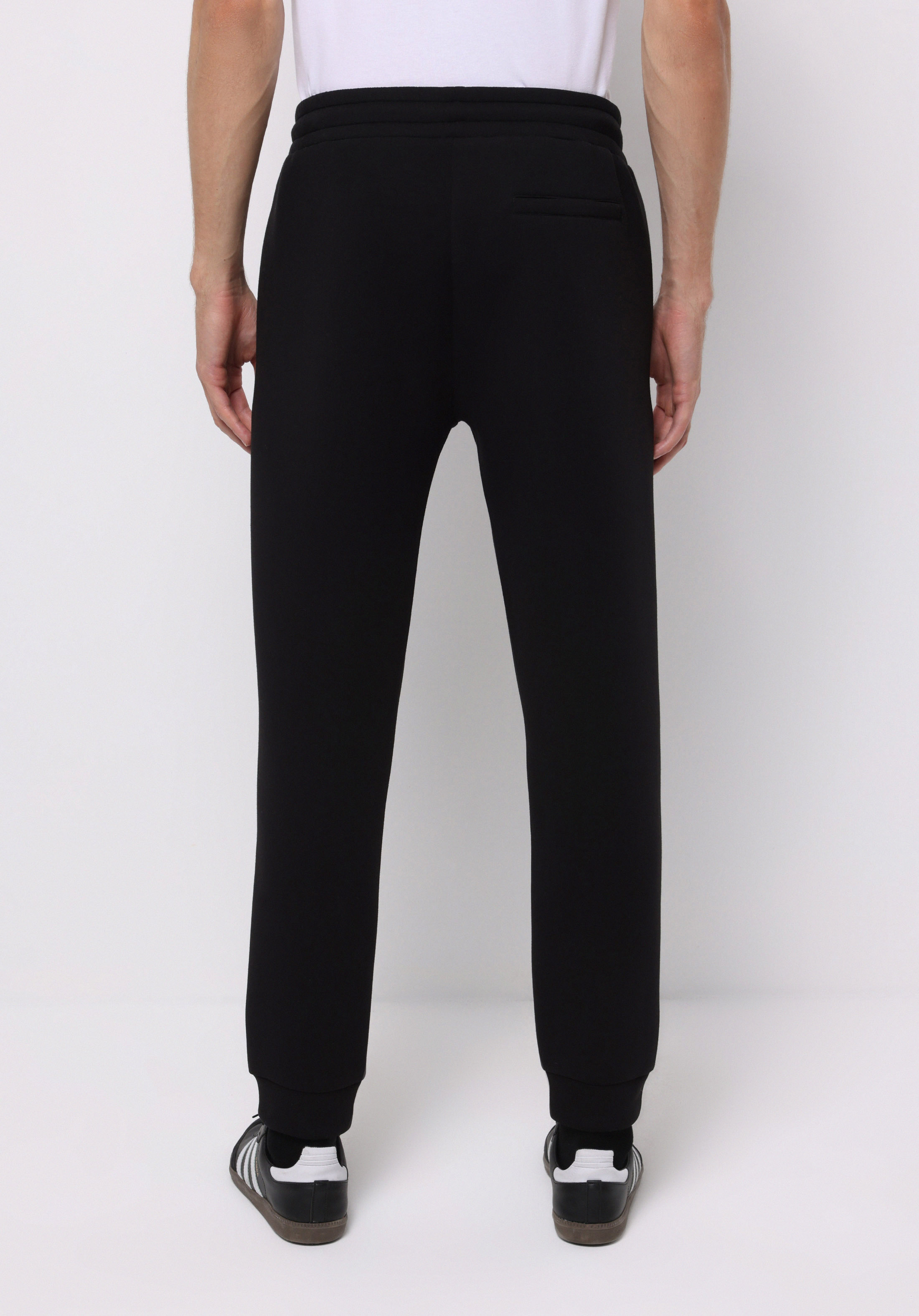 Afișați detalii pentru Pantaloni De Trening De Barbati Negru Regular Fit  Cl1075397
