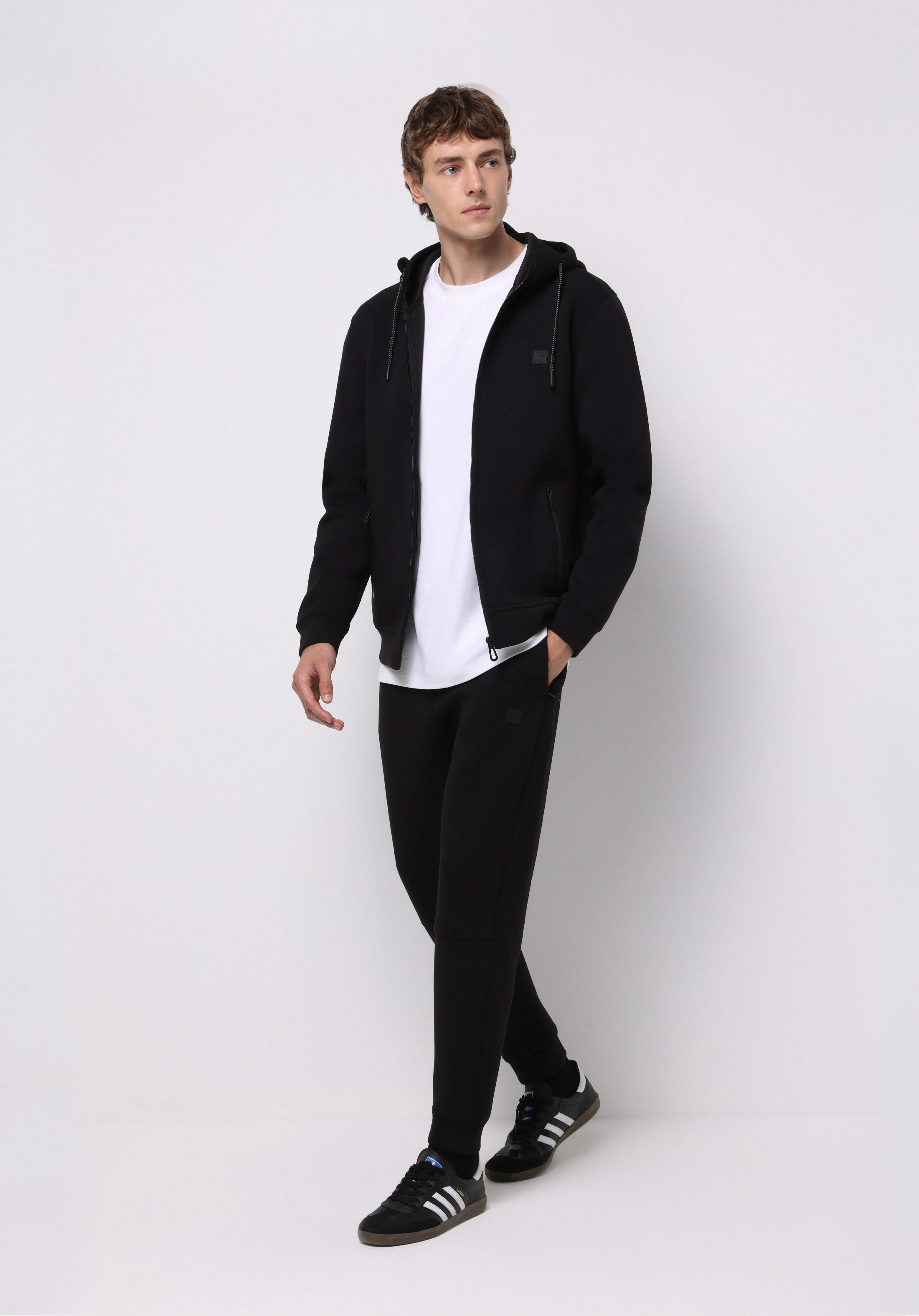 Afișați detalii pentru Hanorac / Bluza De Barbati Negru Regular Fit  Cl1075913