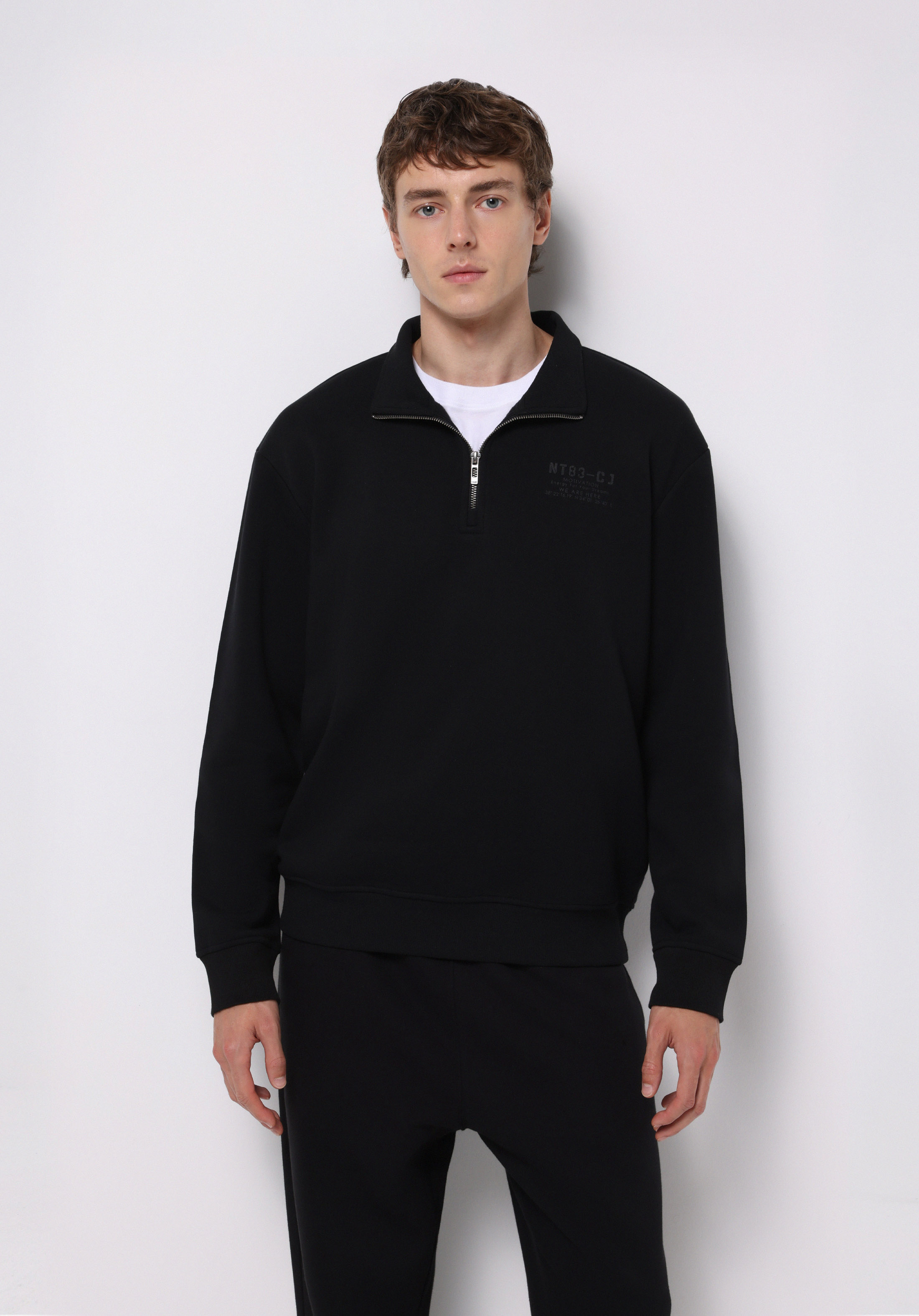 Afișați detalii pentru Hanorac / Bluza De Barbati Negru Comfort Fit  Cl1077098