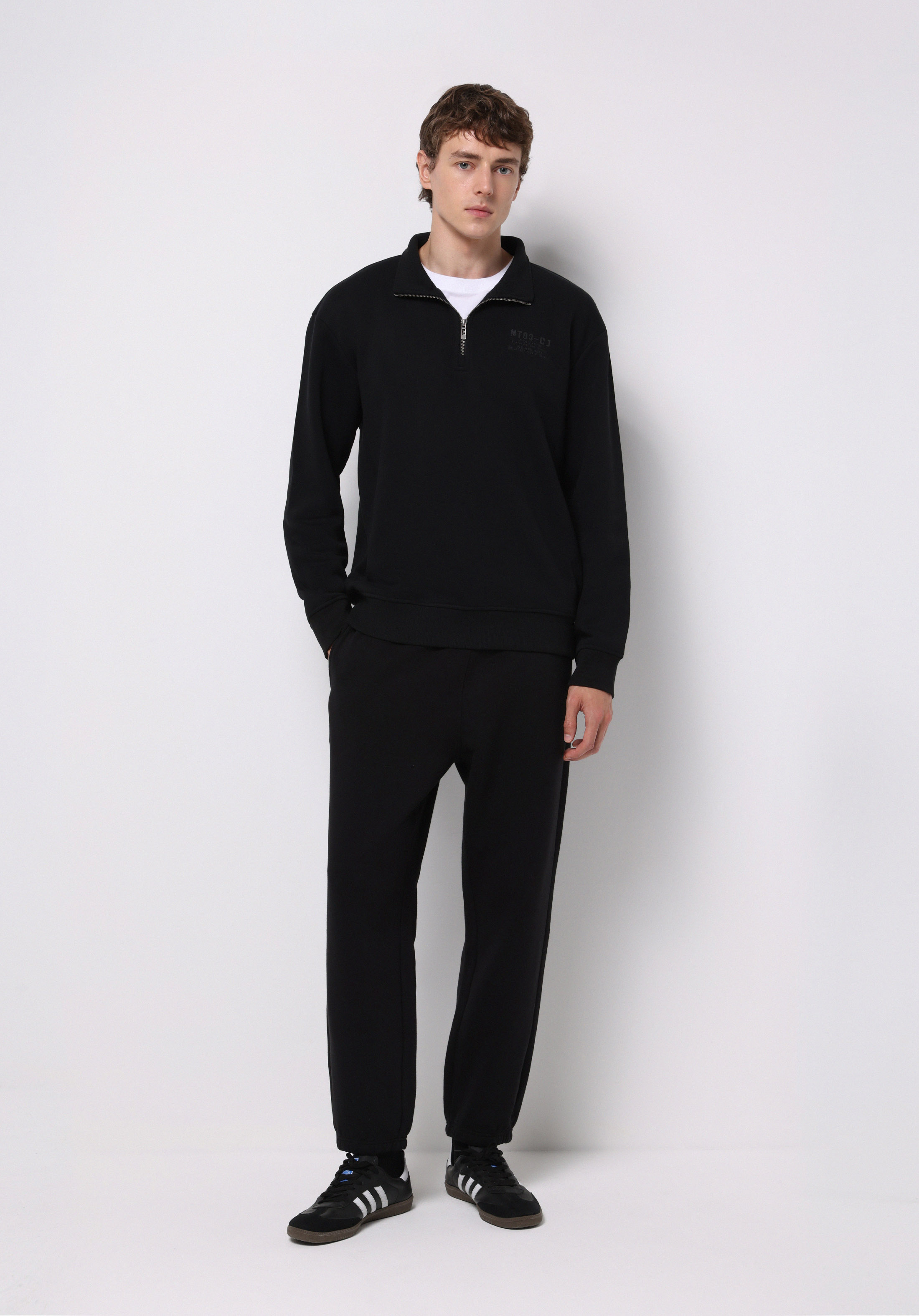 Afișați detalii pentru Hanorac / Bluza De Barbati Negru Comfort Fit  Cl1077098