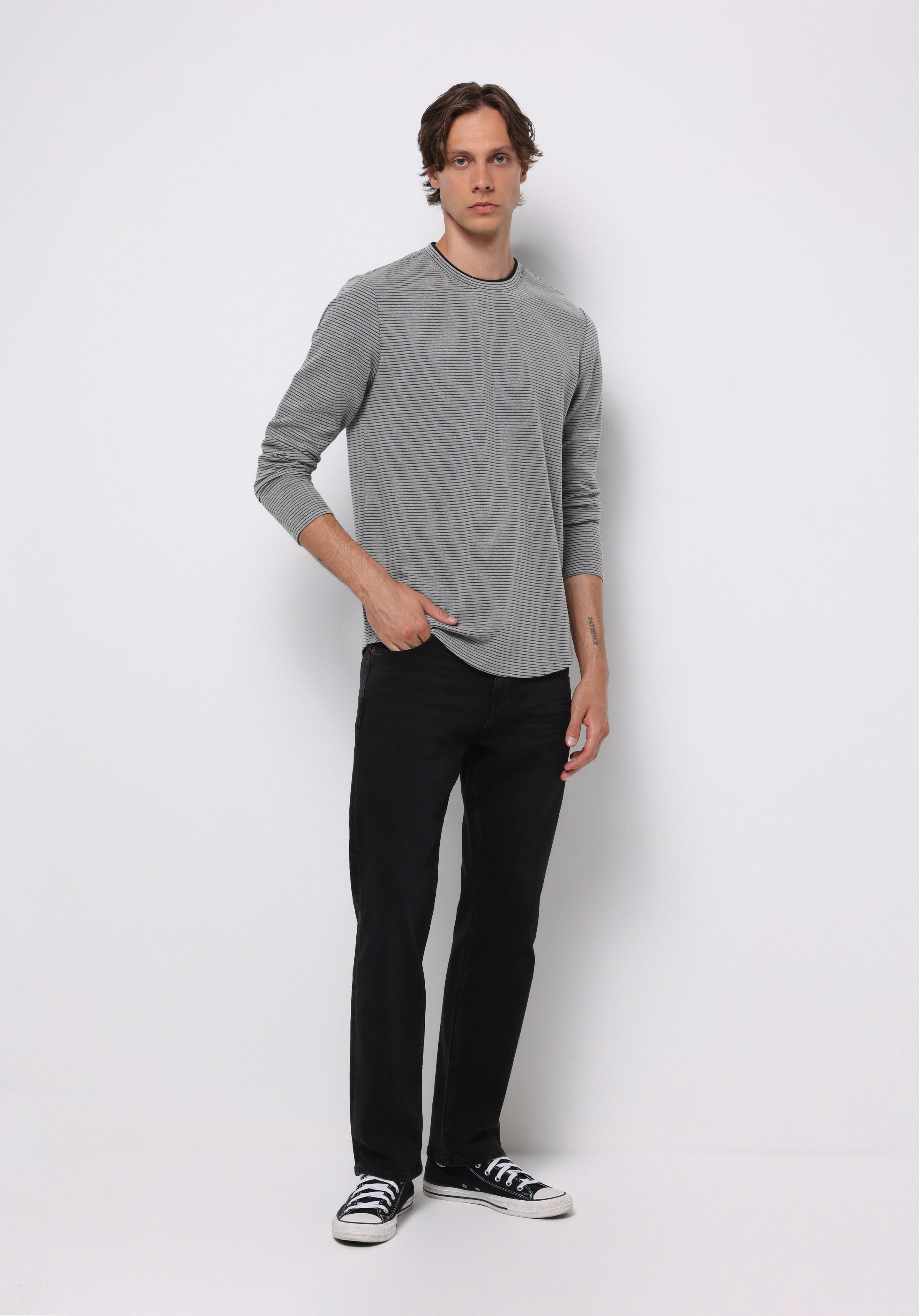 Afișați detalii pentru Tricou Cu Maneca Lunga De Barbati  Regular Fit  Cl1077177