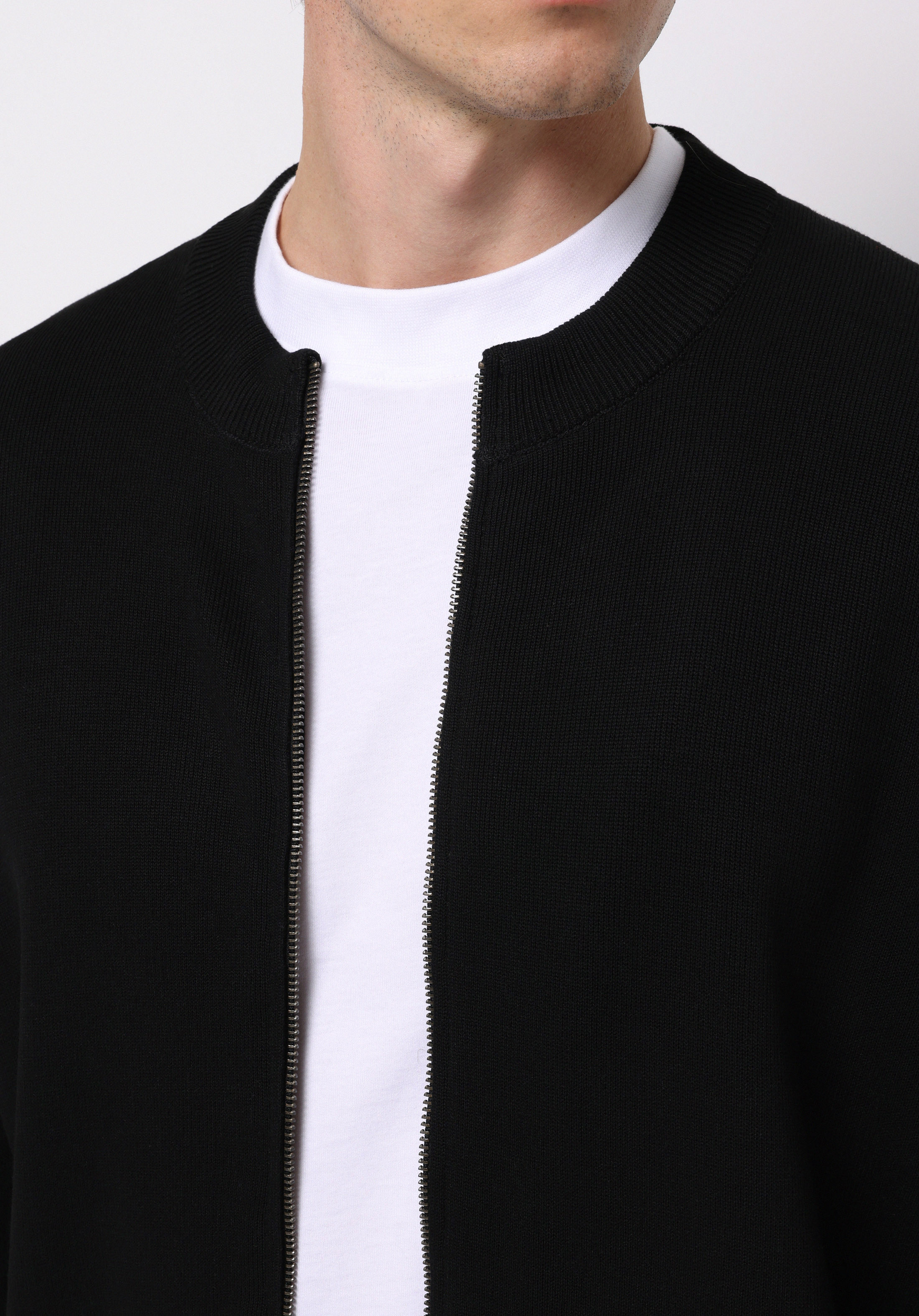 Afișați detalii pentru Cardigan De Barbati Negru Regular Fit  Cl1076576