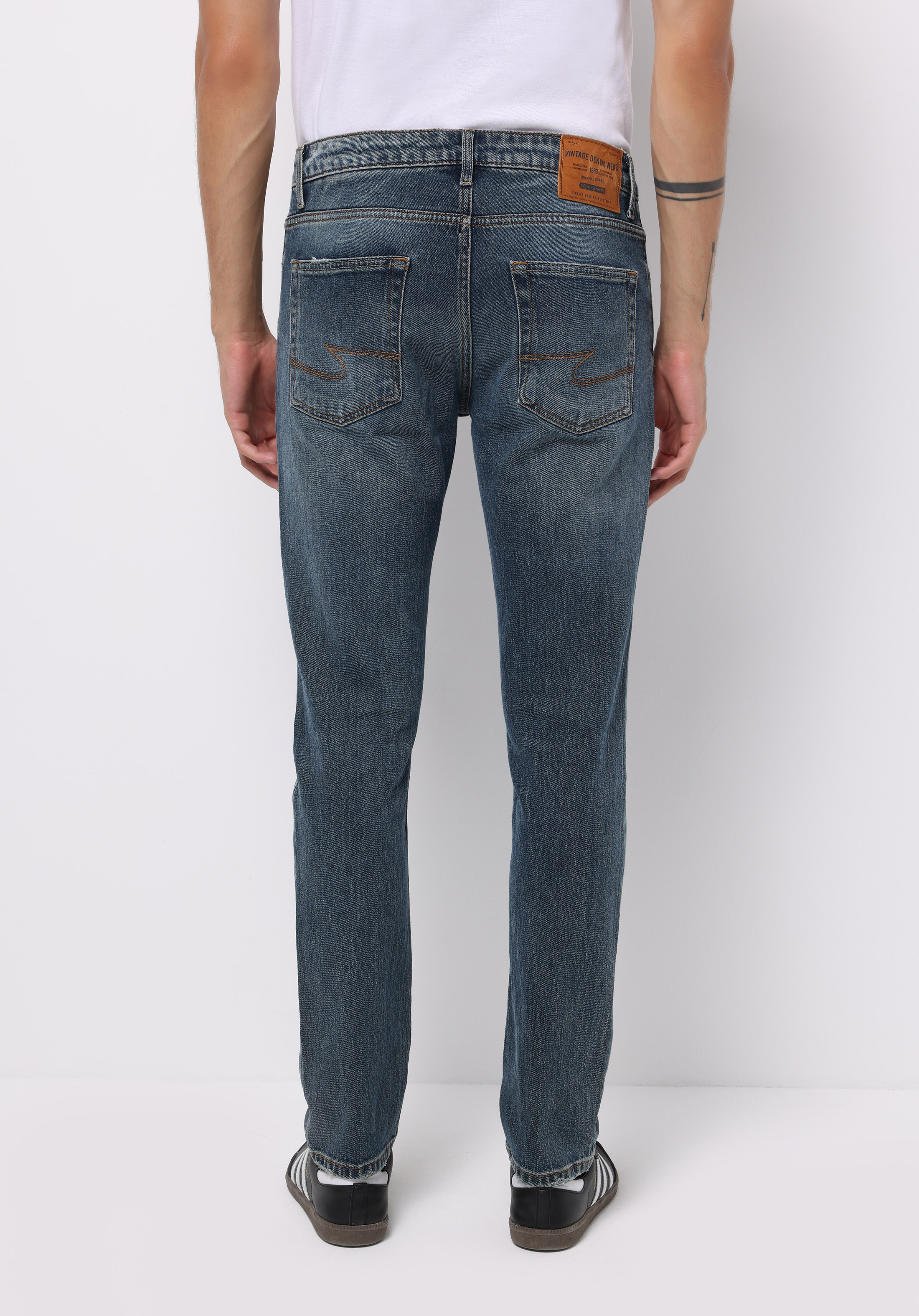 Afișați detalii pentru Pantaloni De Barbati Albastru Straight Fit 044 Karl Cl1077532