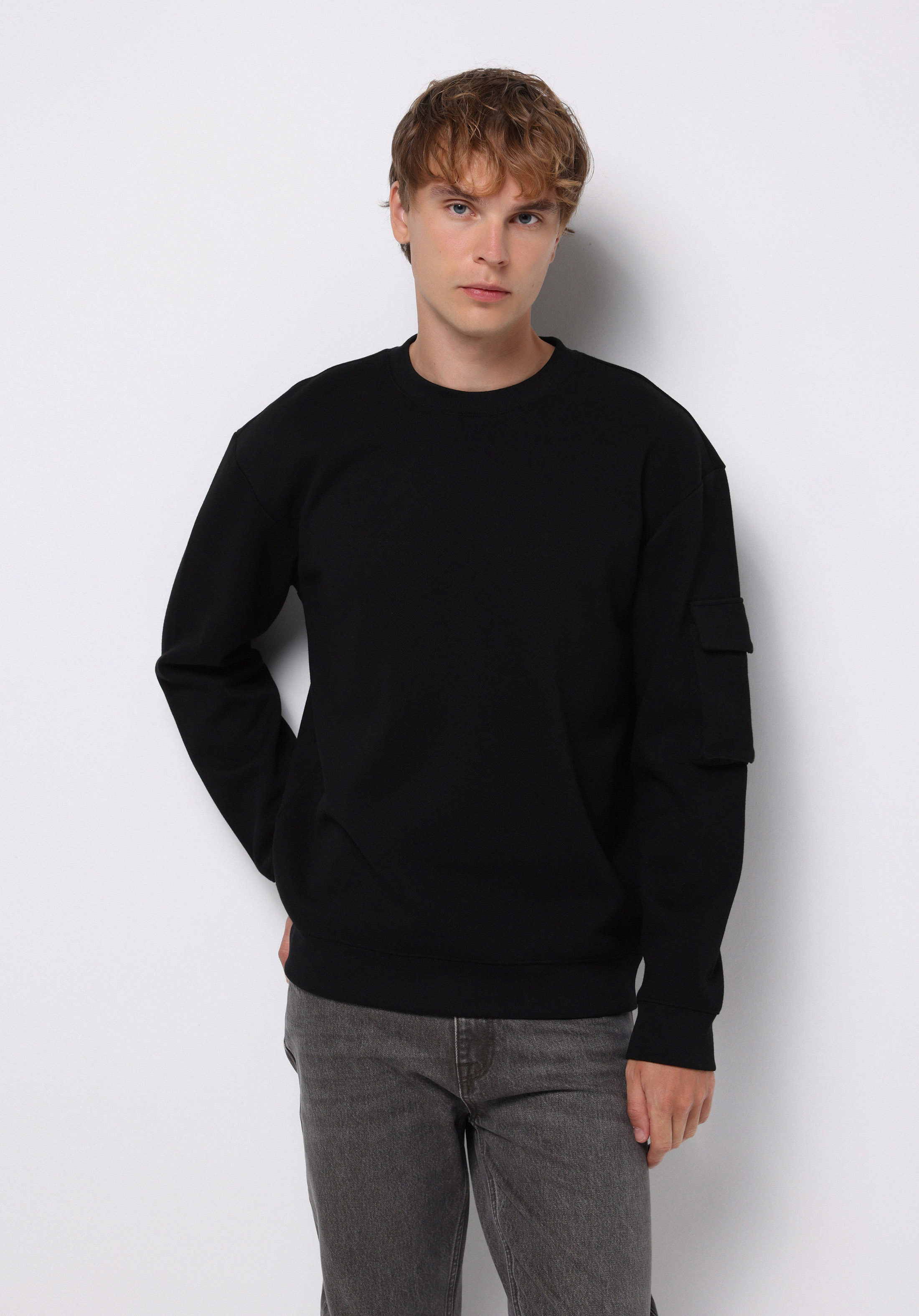 Afișați detalii pentru Hanorac / Bluza De Barbati Negru Comfort Fit  Cl1076476