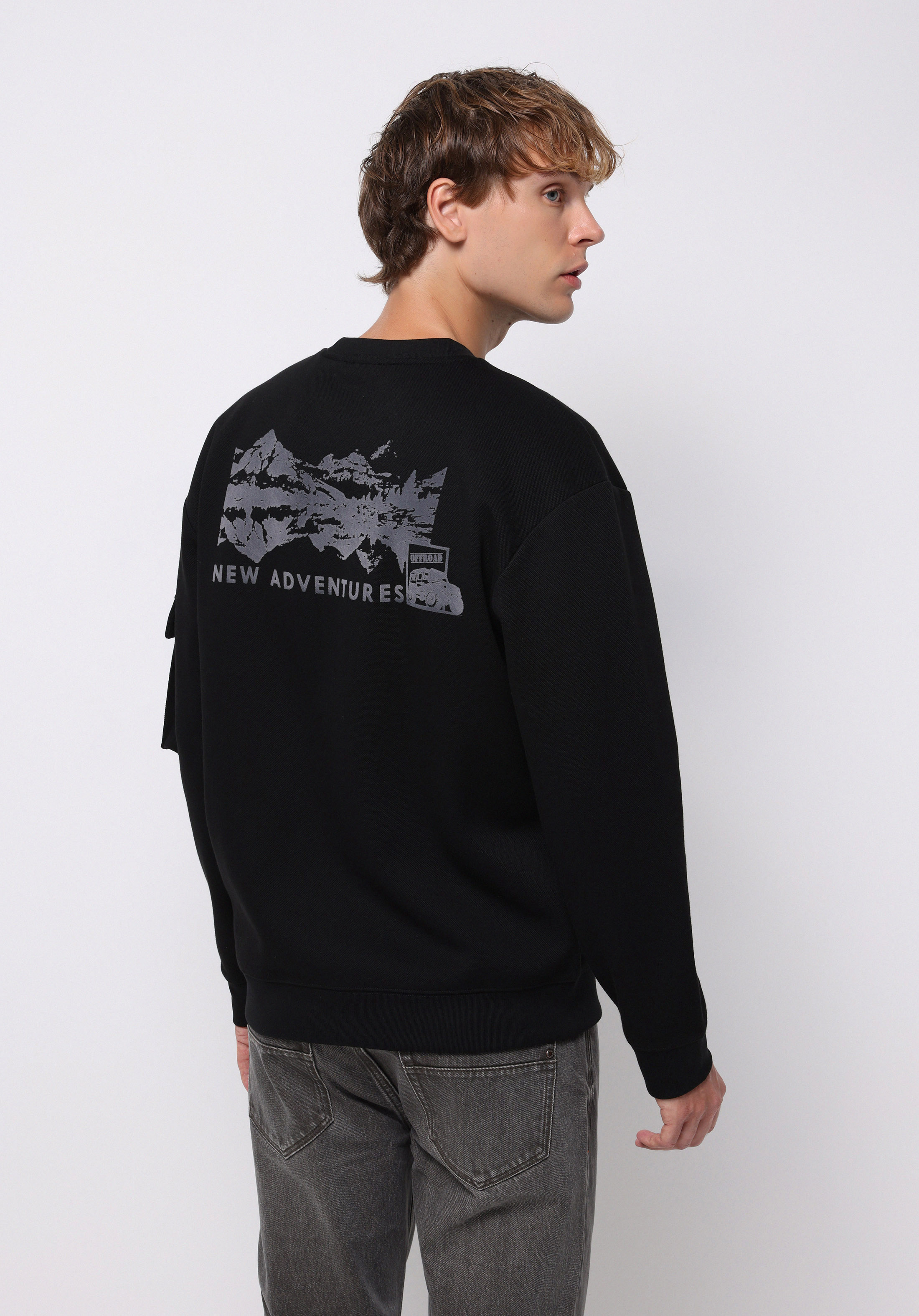 Afișați detalii pentru Hanorac / Bluza De Barbati Negru Comfort Fit  Cl1076476