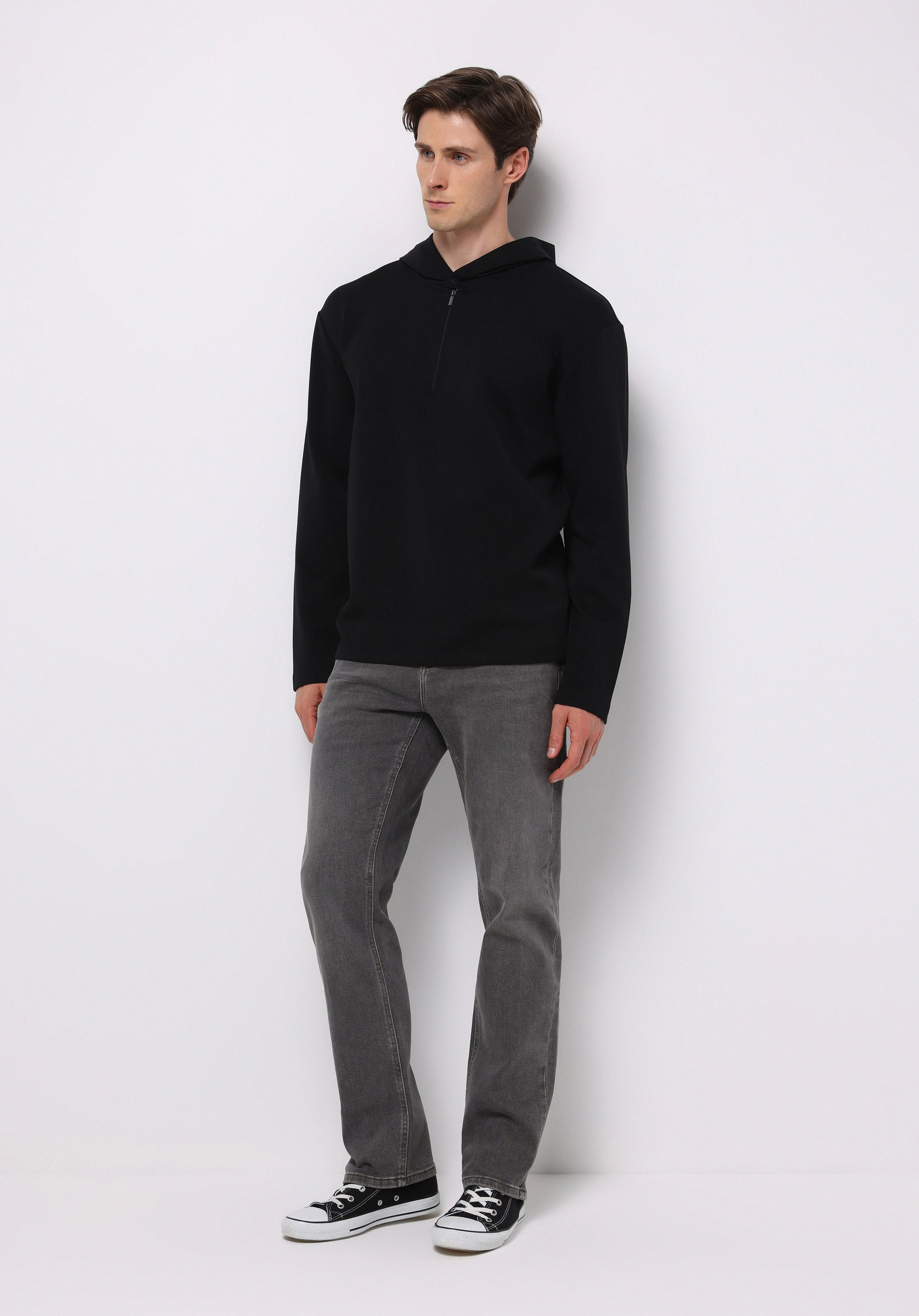 Afișați detalii pentru Pantaloni De Barbati Negru Regular Fit 045 David Cl1076981