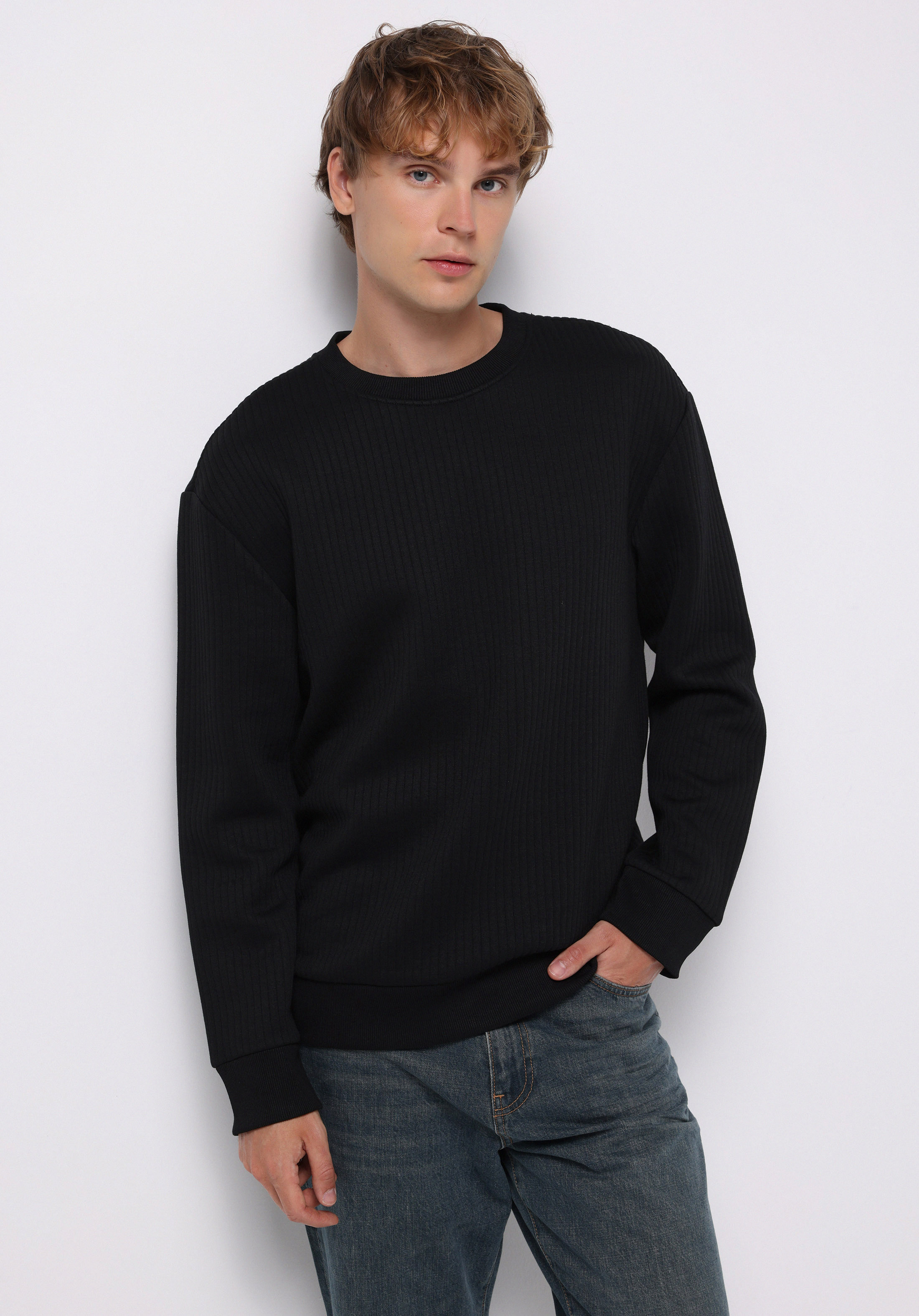 Afișați detalii pentru Hanorac / Bluza De Barbati Negru Comfort Fit  Cl1077179