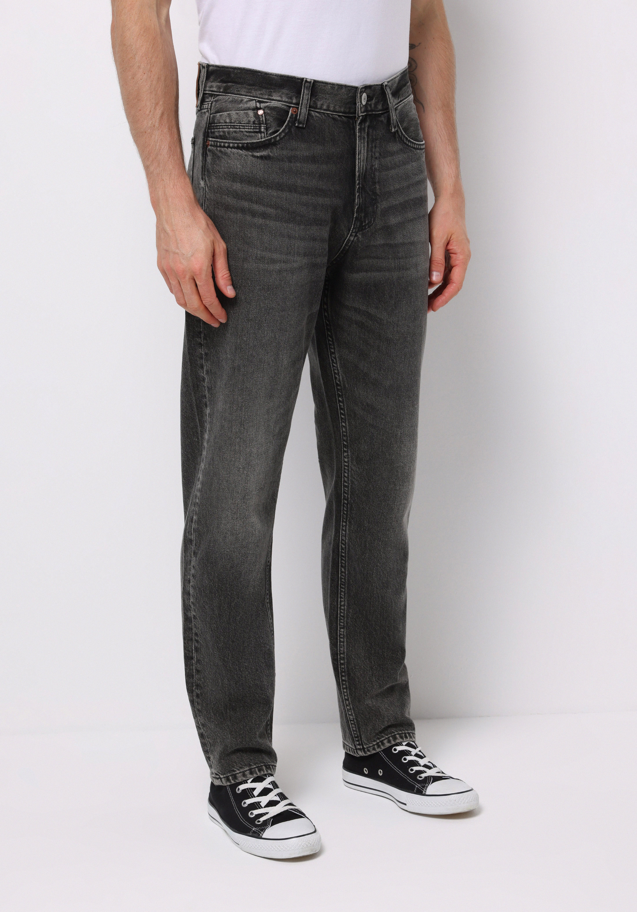 Afișați detalii pentru Pantaloni De Barbati Negru Loose Tapered Fit  Cl1077539