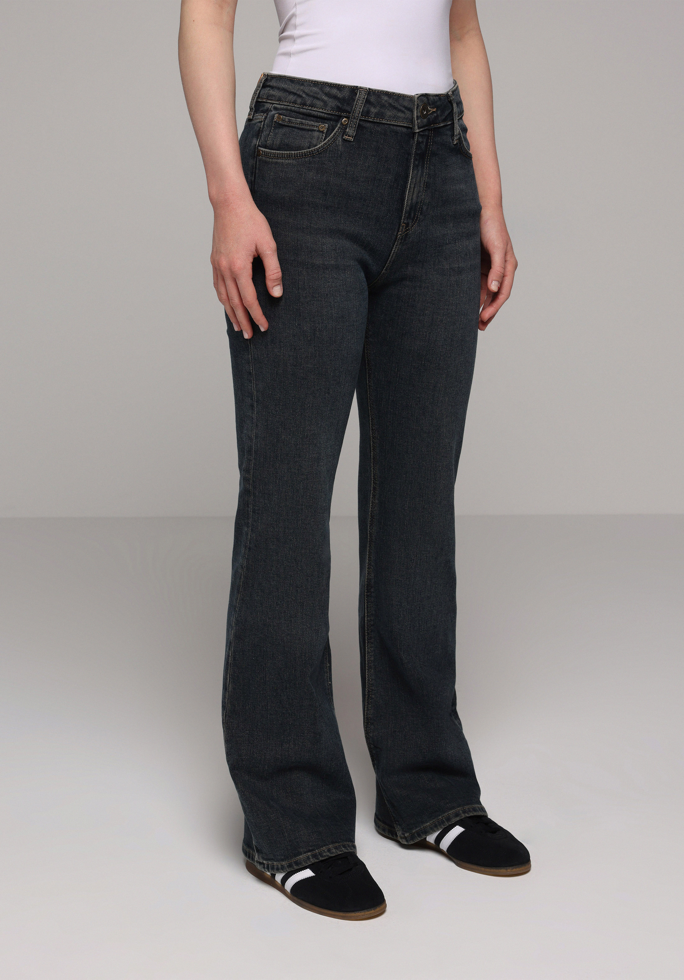 Afișați detalii pentru Pantaloni De Dama Albastru Inchis Regular Fit 791 Monica Cl1078203