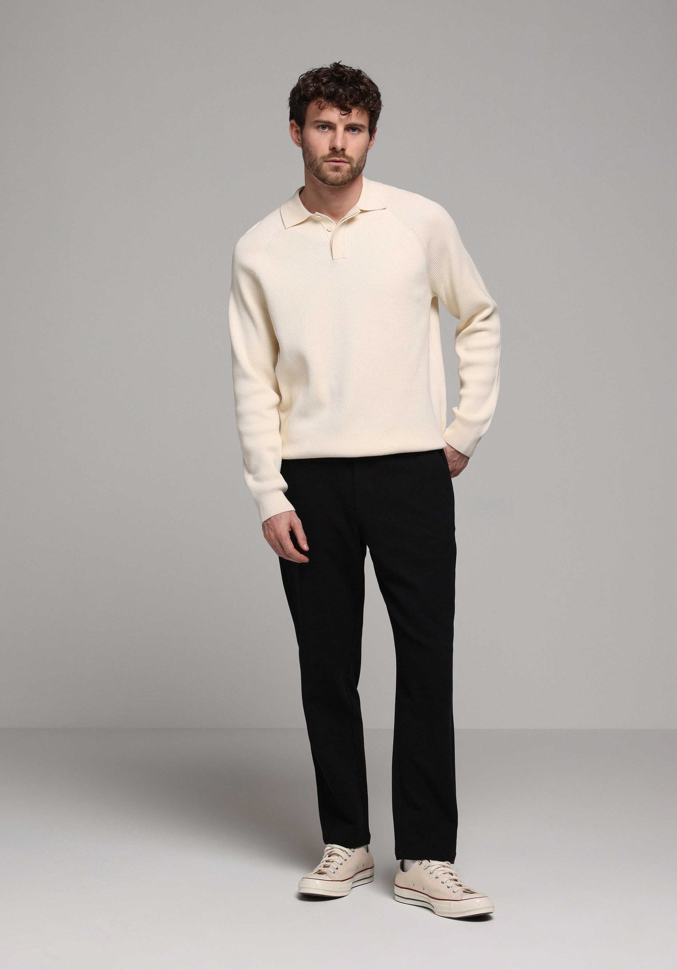 Afișați detalii pentru Pulover De Barbati Bej Regular Fit  Cl1077635