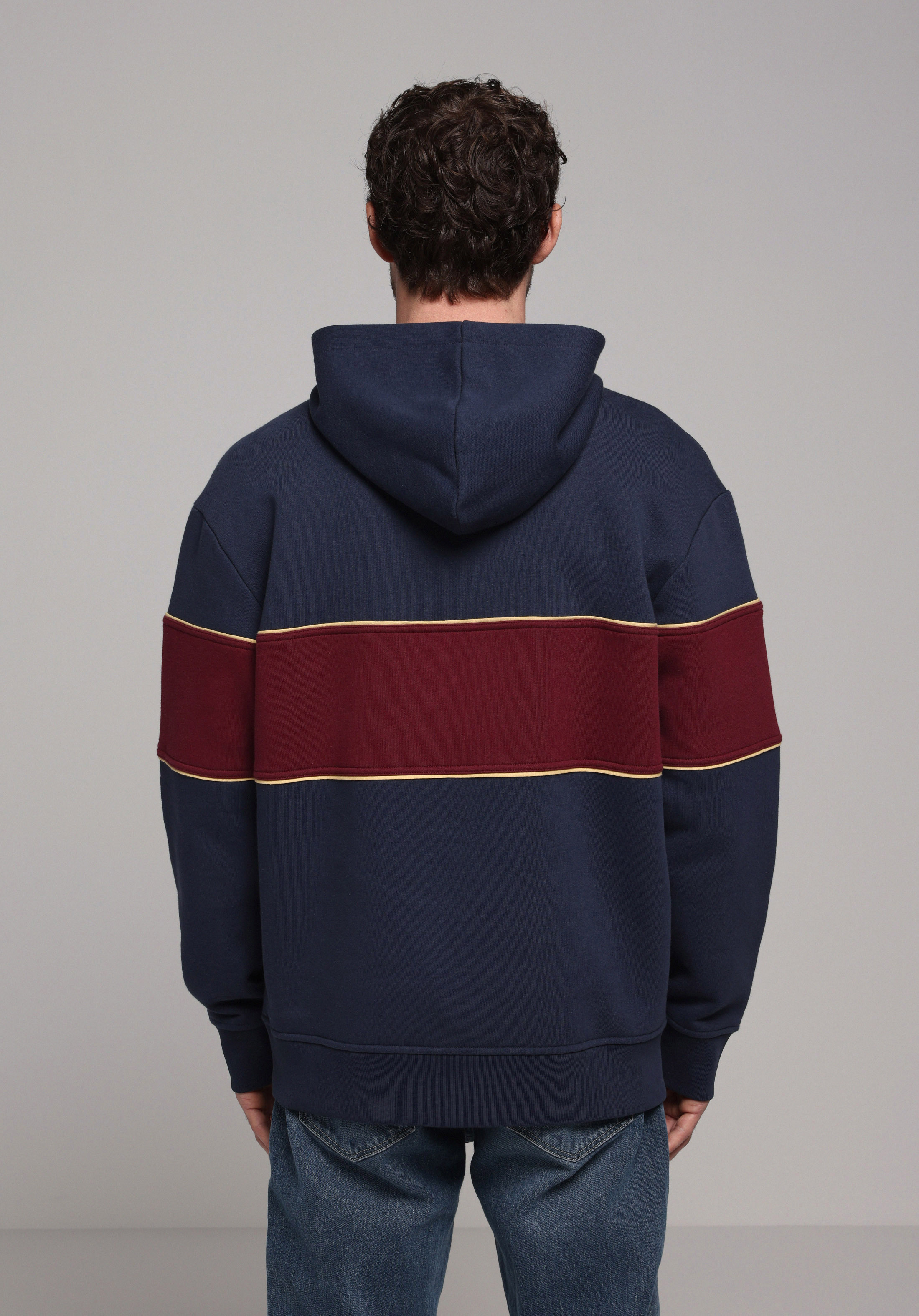 Afișați detalii pentru Hanorac / Bluza De Barbati Albastru Marin Comfort Fit  Cl1077572