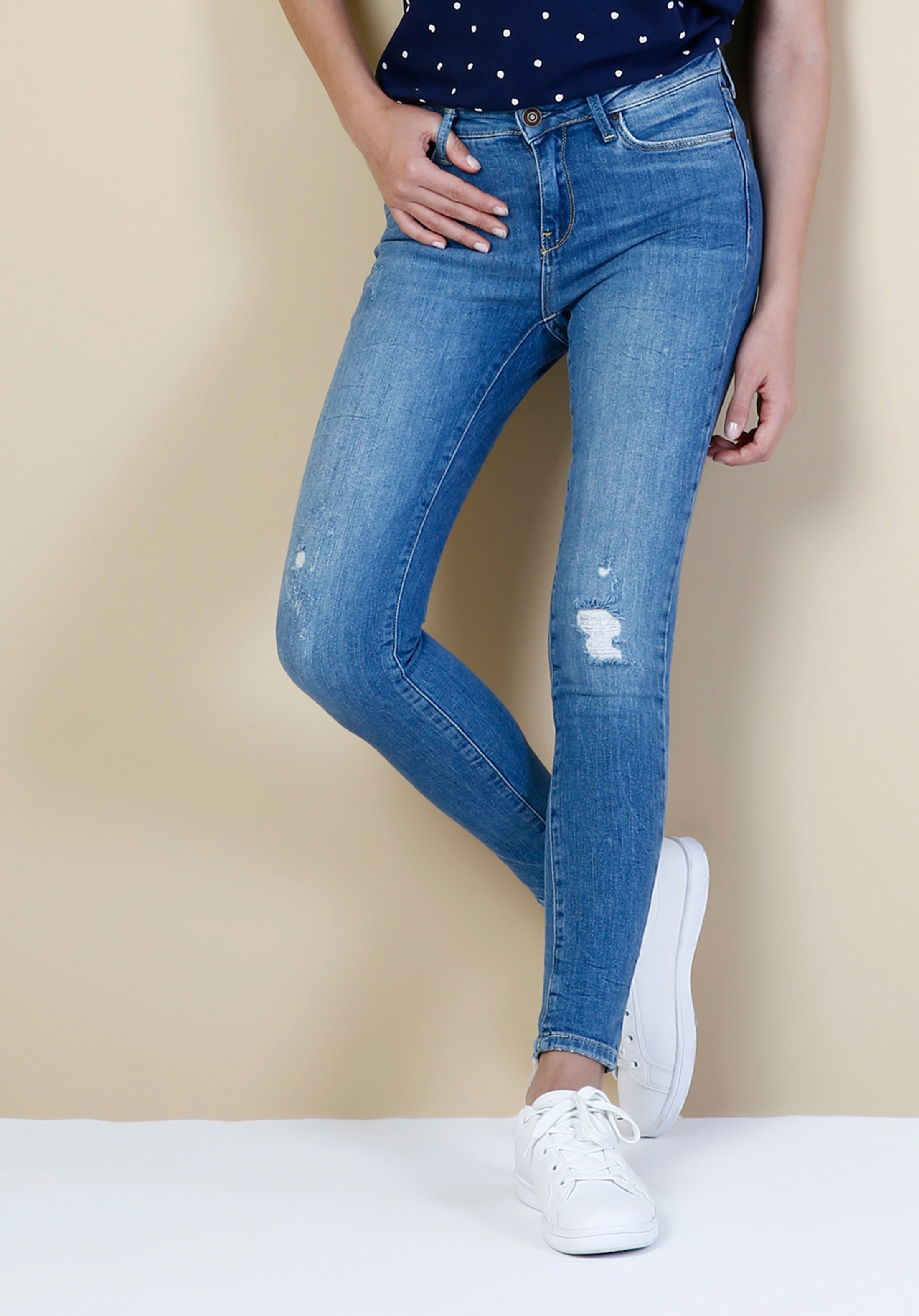 Afișați detalii pentru Pantaloni De Dama Albastru Super Slim Fit 759 LARA