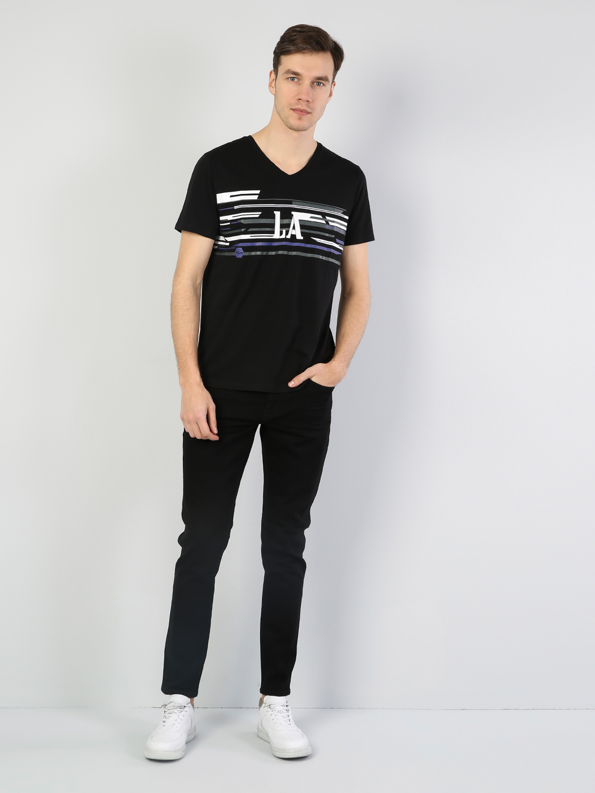 Afișați detalii pentru Tricou Cu Maneca Scurta De Barbati Negru Regular Fit  Cl1041238