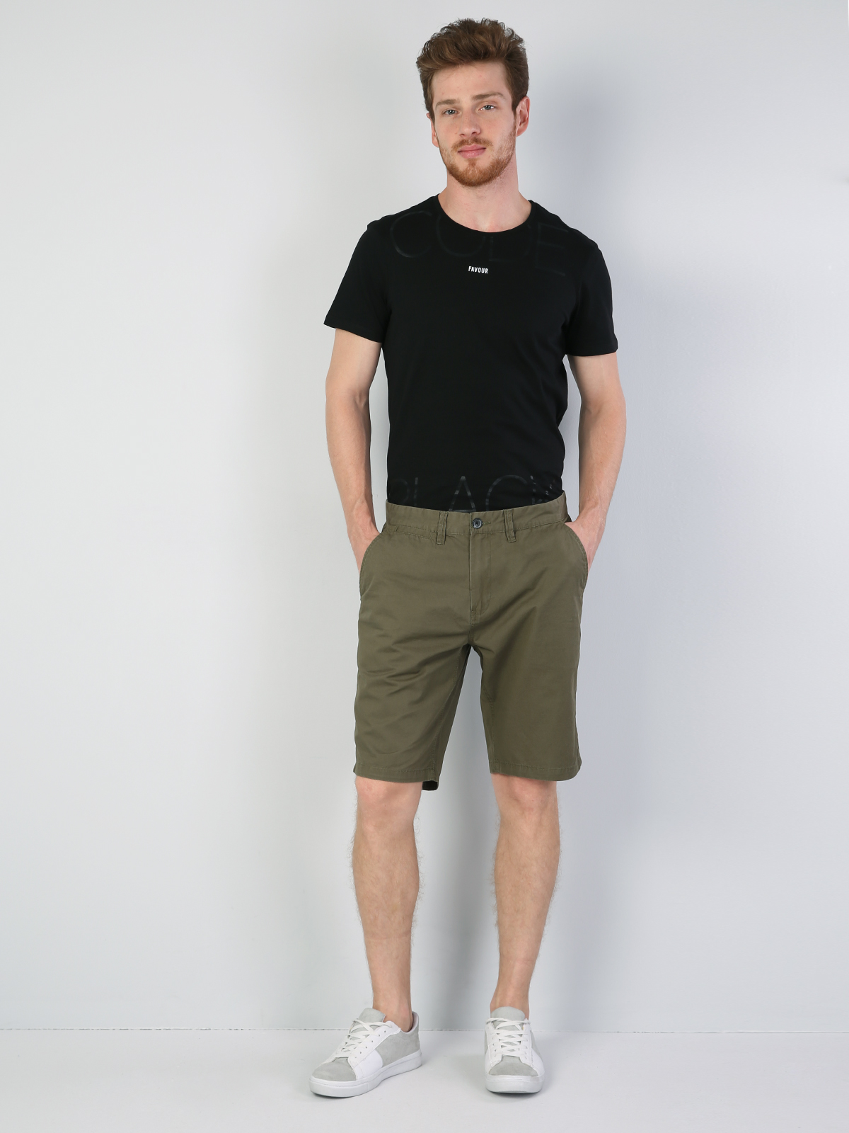 Afișați detalii pentru Short / Pantaloni Scurti De Barbati Kaki Regular Fit  Cl1043735