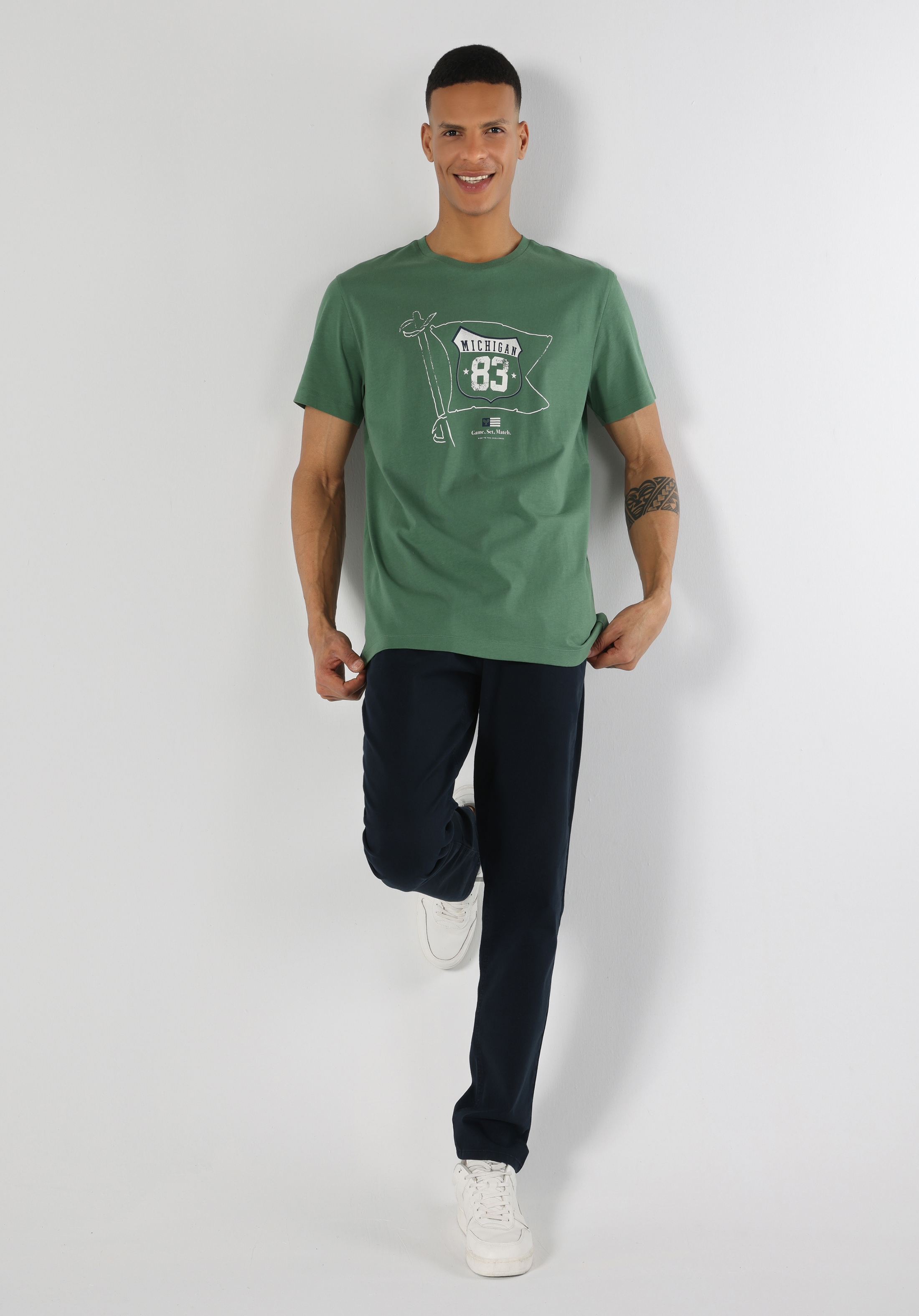 Afișați detalii pentru Tricou Cu Maneca Scurta De Barbati Verde Comfort Fit  CL1063359