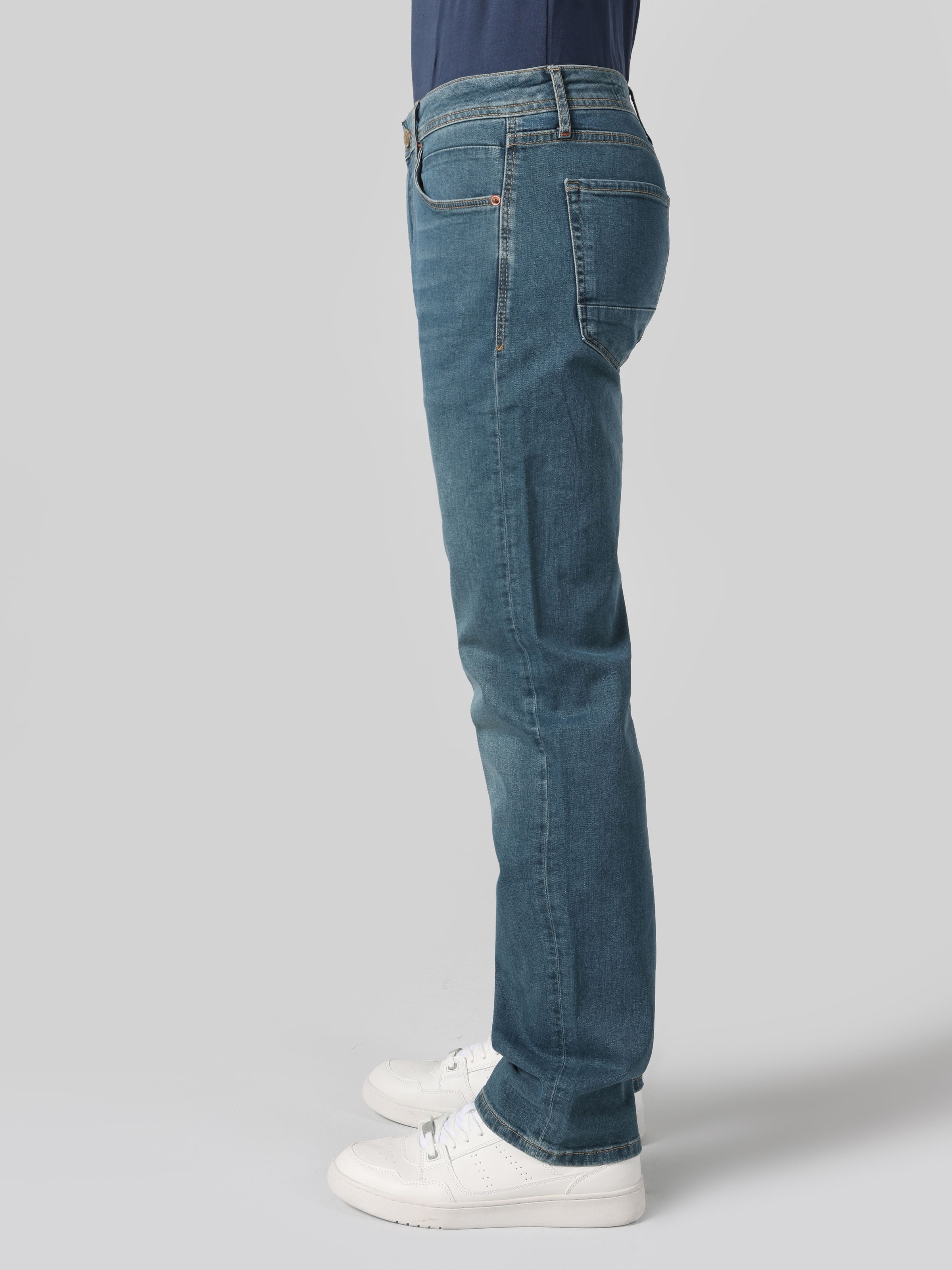 Afișați detalii pentru Pantaloni De Barbati Albastru Regular Fit 045 DAVID