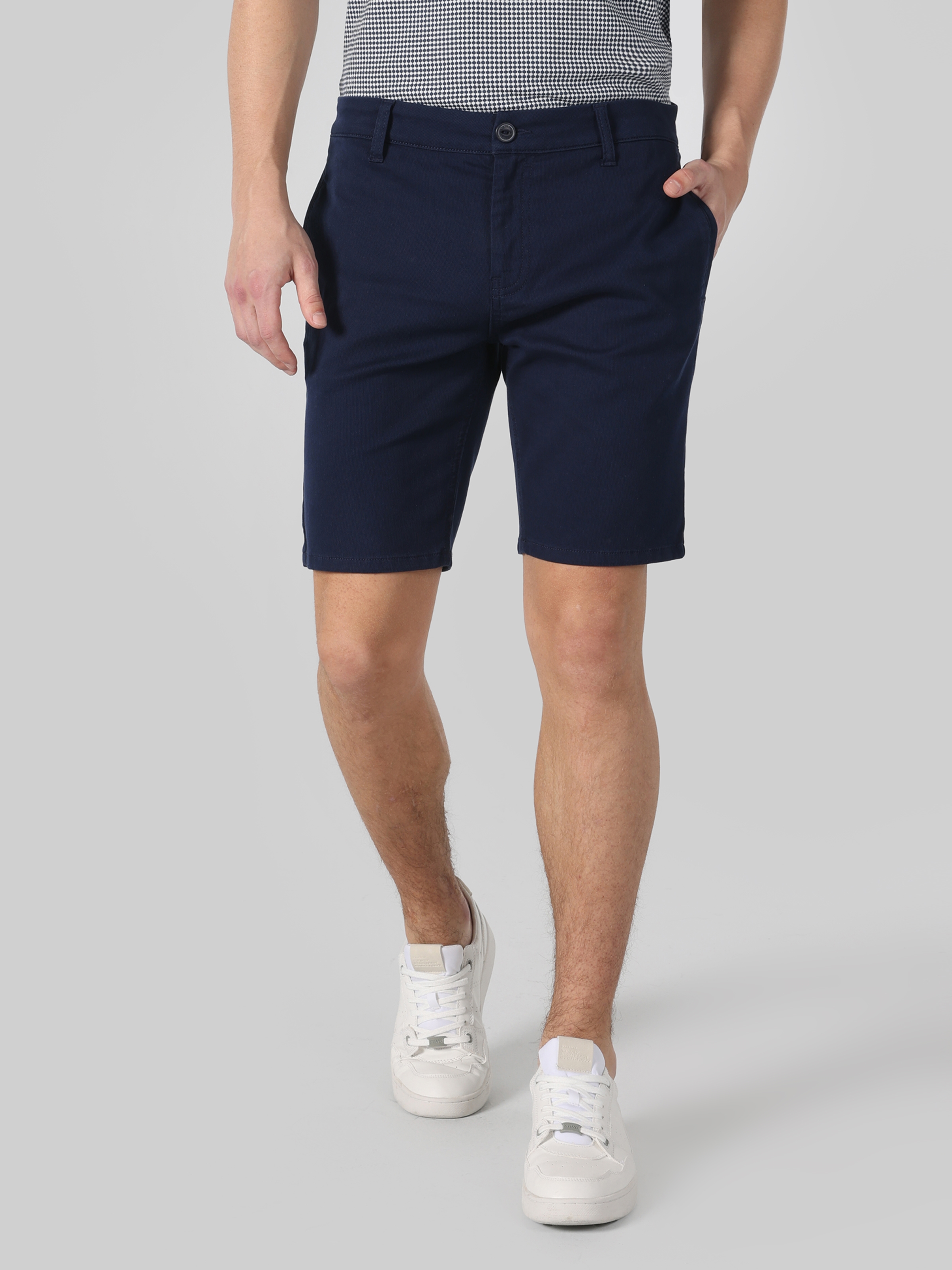 Afișați detalii pentru Short / Pantaloni Scurti De Barbati Albastru Marin Regular Fit  