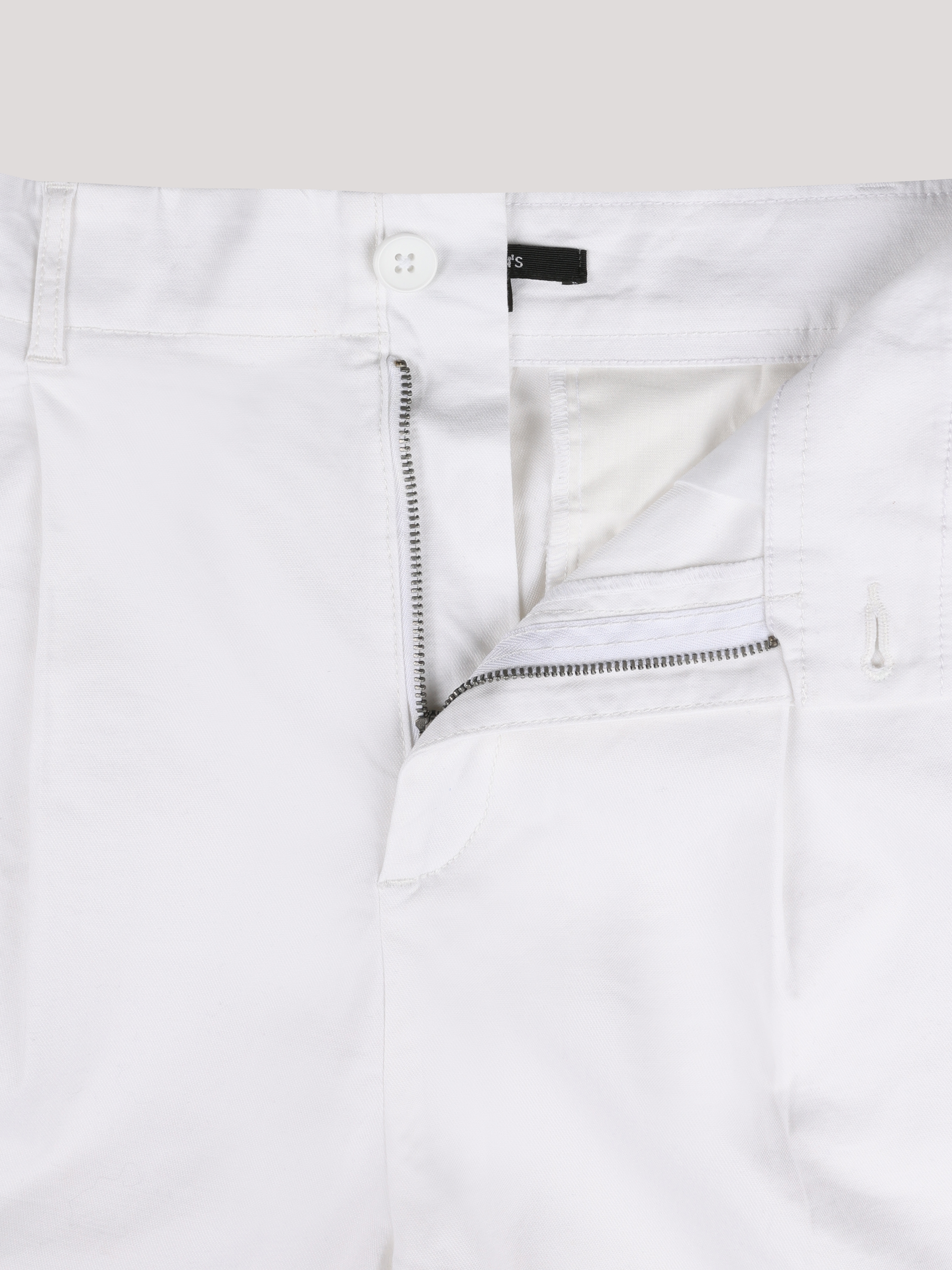 Afișați detalii pentru Short / Pantaloni Scurti De Dama Alb Regular Fit  