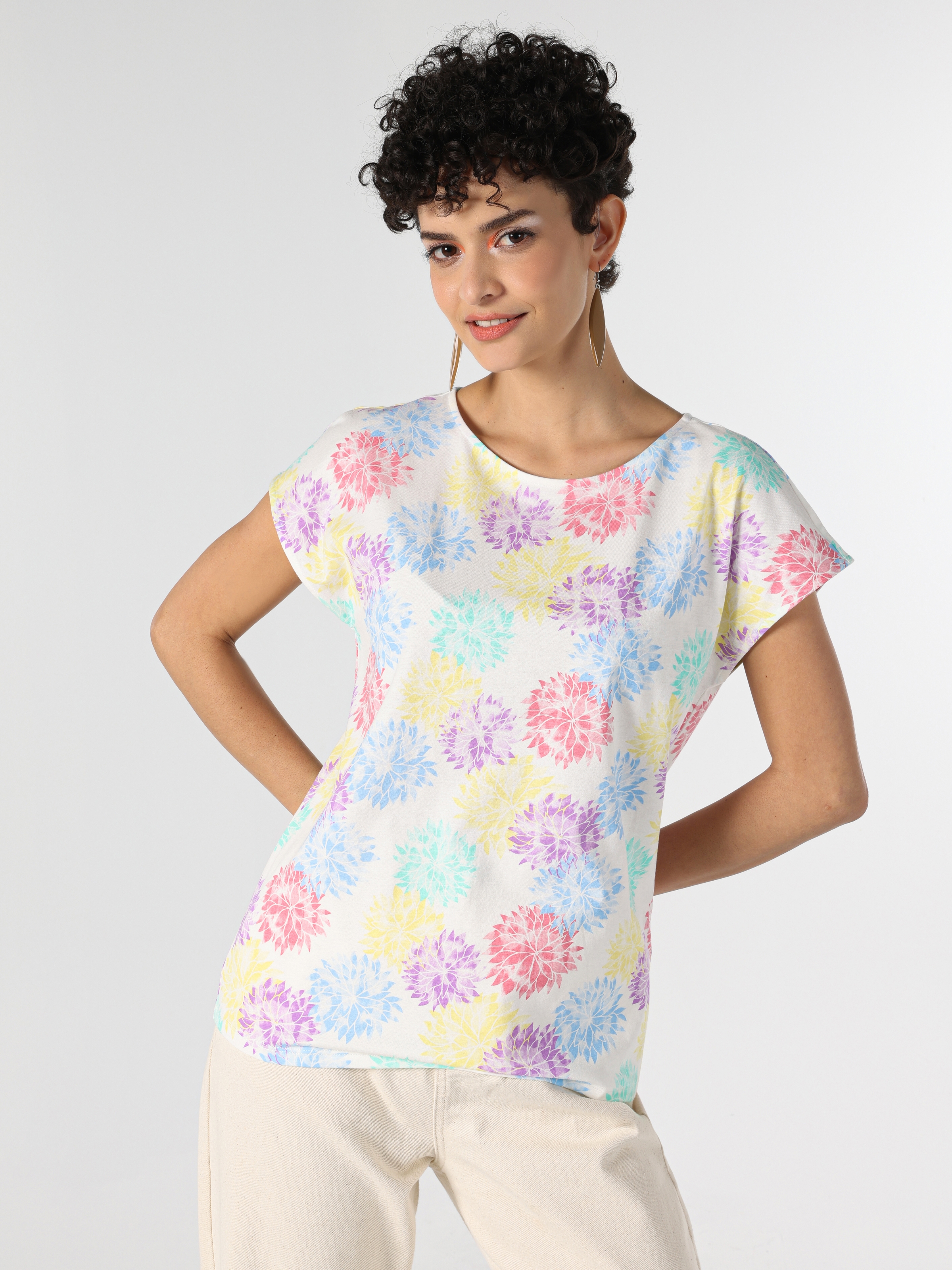 Afișați detalii pentru Tricou Cu Maneca Scurta De Dama Multicolor Regular Fit  CL1063295