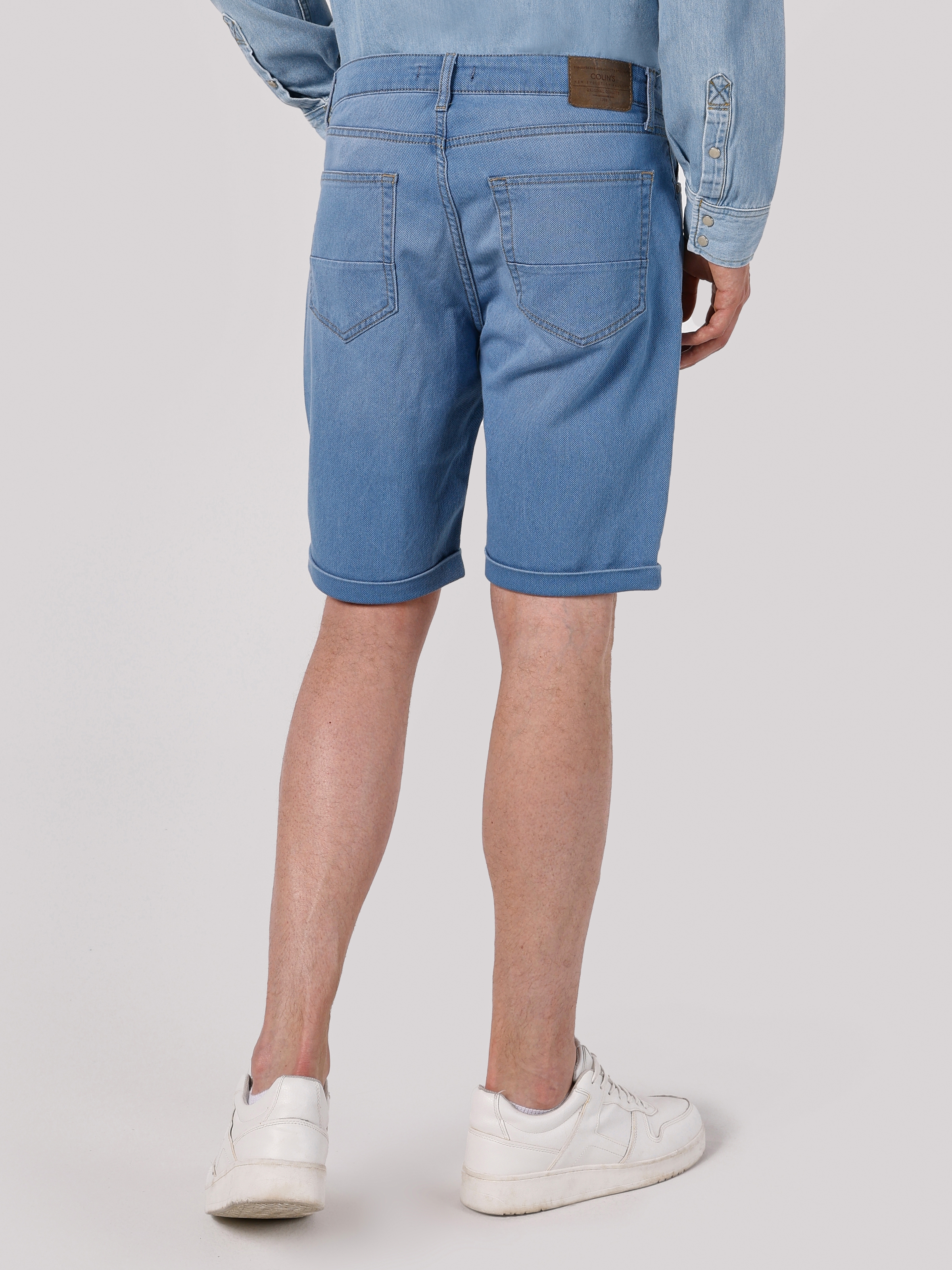 Afișați detalii pentru Short / Pantaloni Scurti De Barbati Albastru Regular Fit 