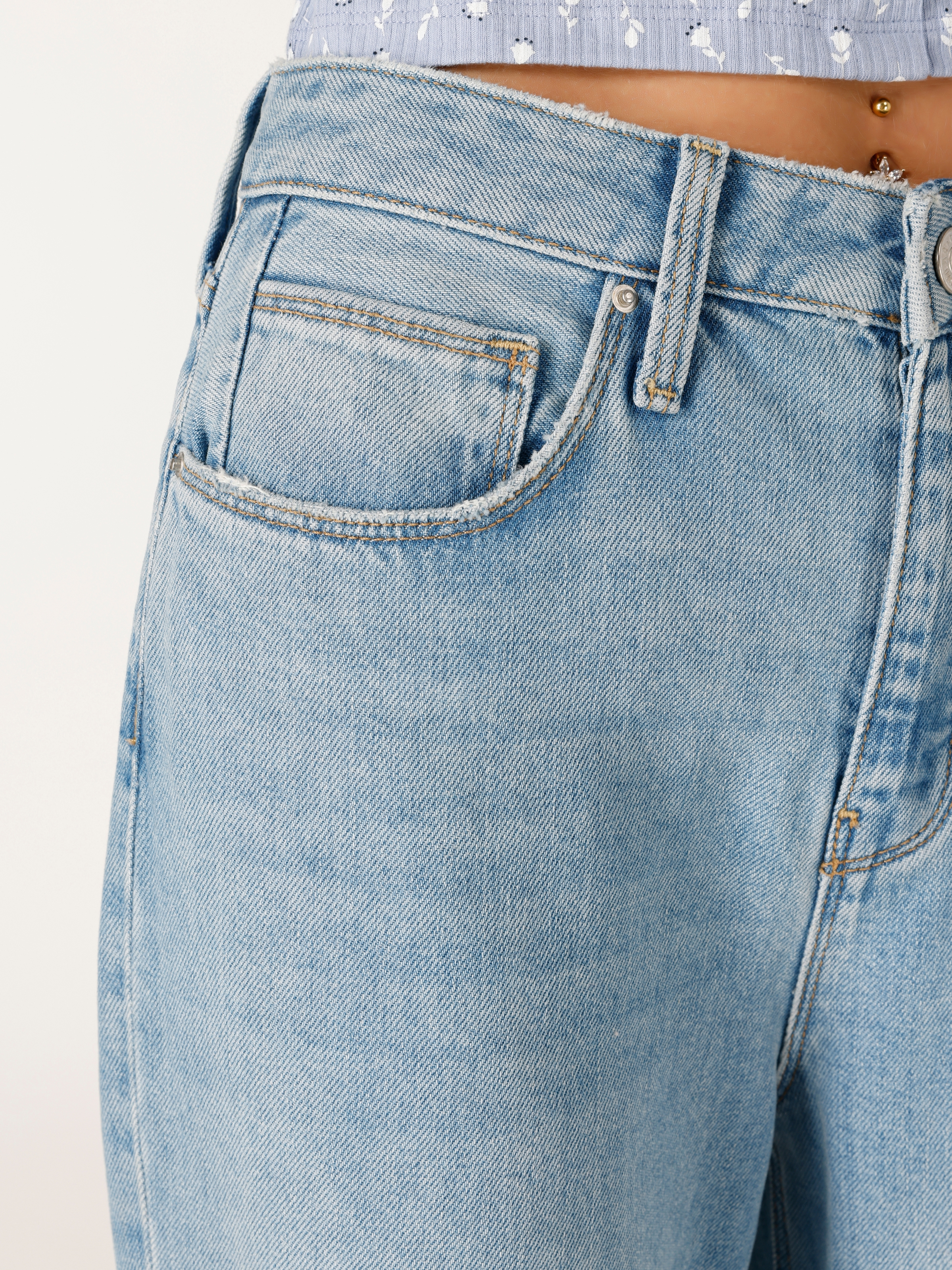 Afișați detalii pentru Pantaloni De Dama Denim Regular Fit  