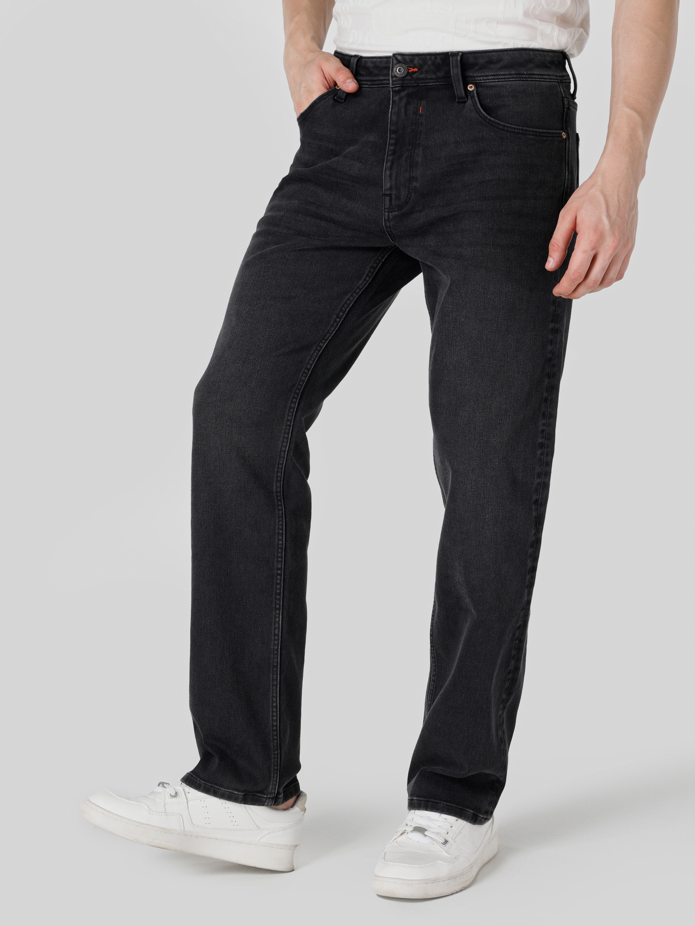 Afișați detalii pentru Pantaloni De Barbati Denim Regular Fit 045 DAVID CL1065660