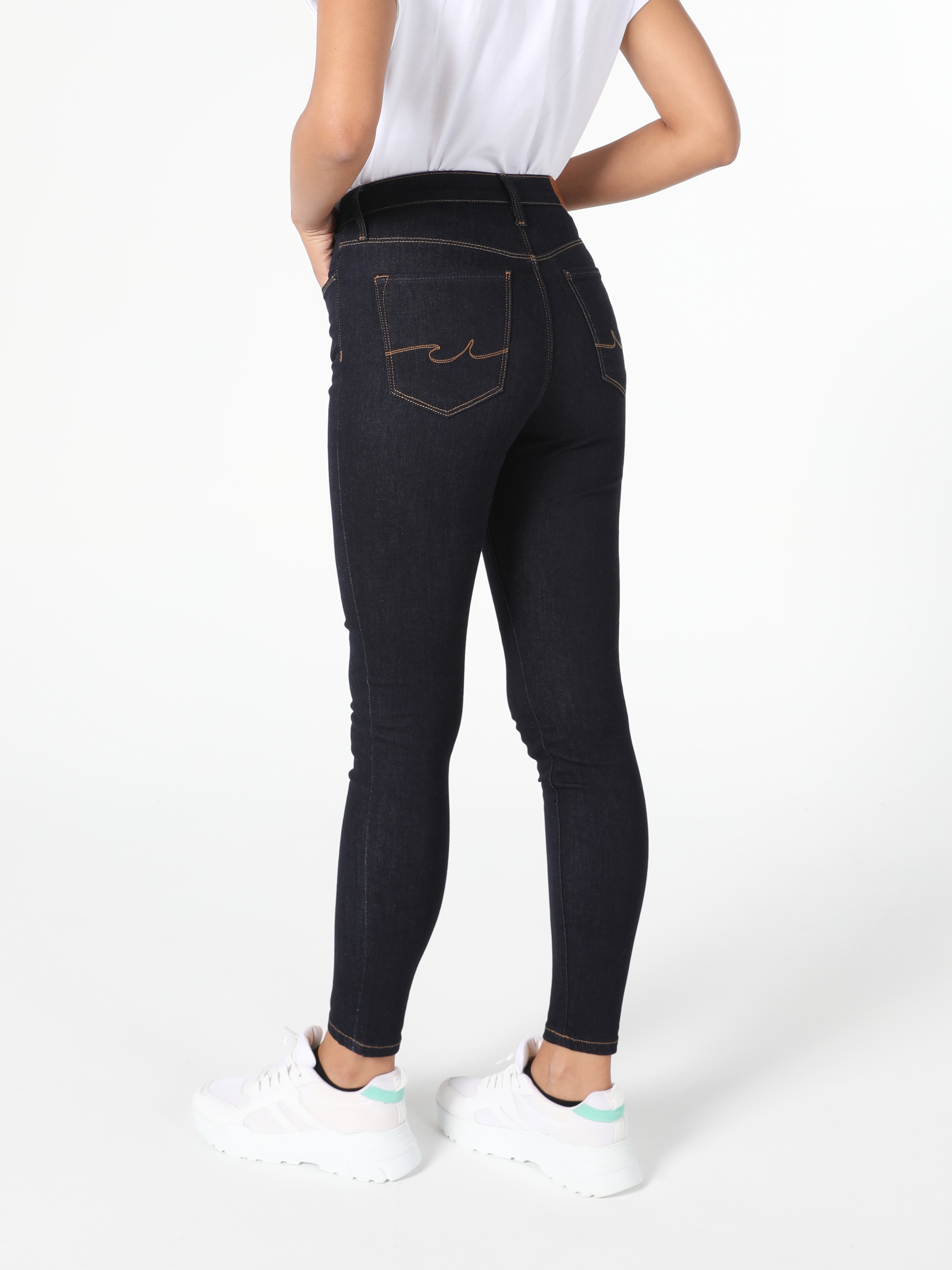 Afișați detalii pentru Pantaloni De Dama Denim Super Slim Fit 760 DIANA 