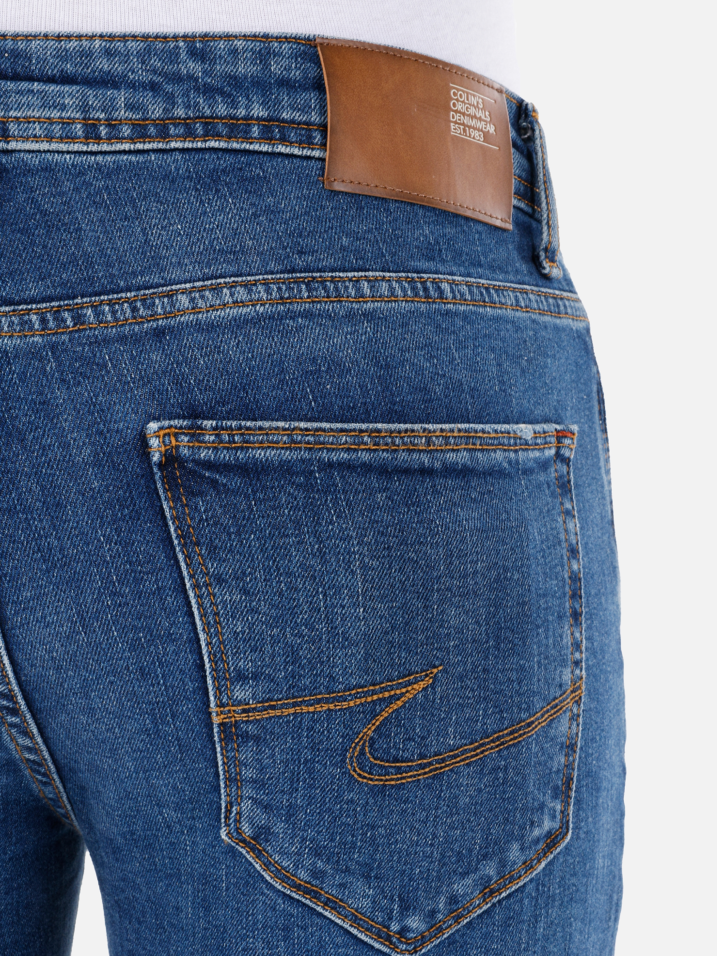 Afișați detalii pentru Pantaloni De Barbati Albastru Straight Fit 044 KARL CL1067214