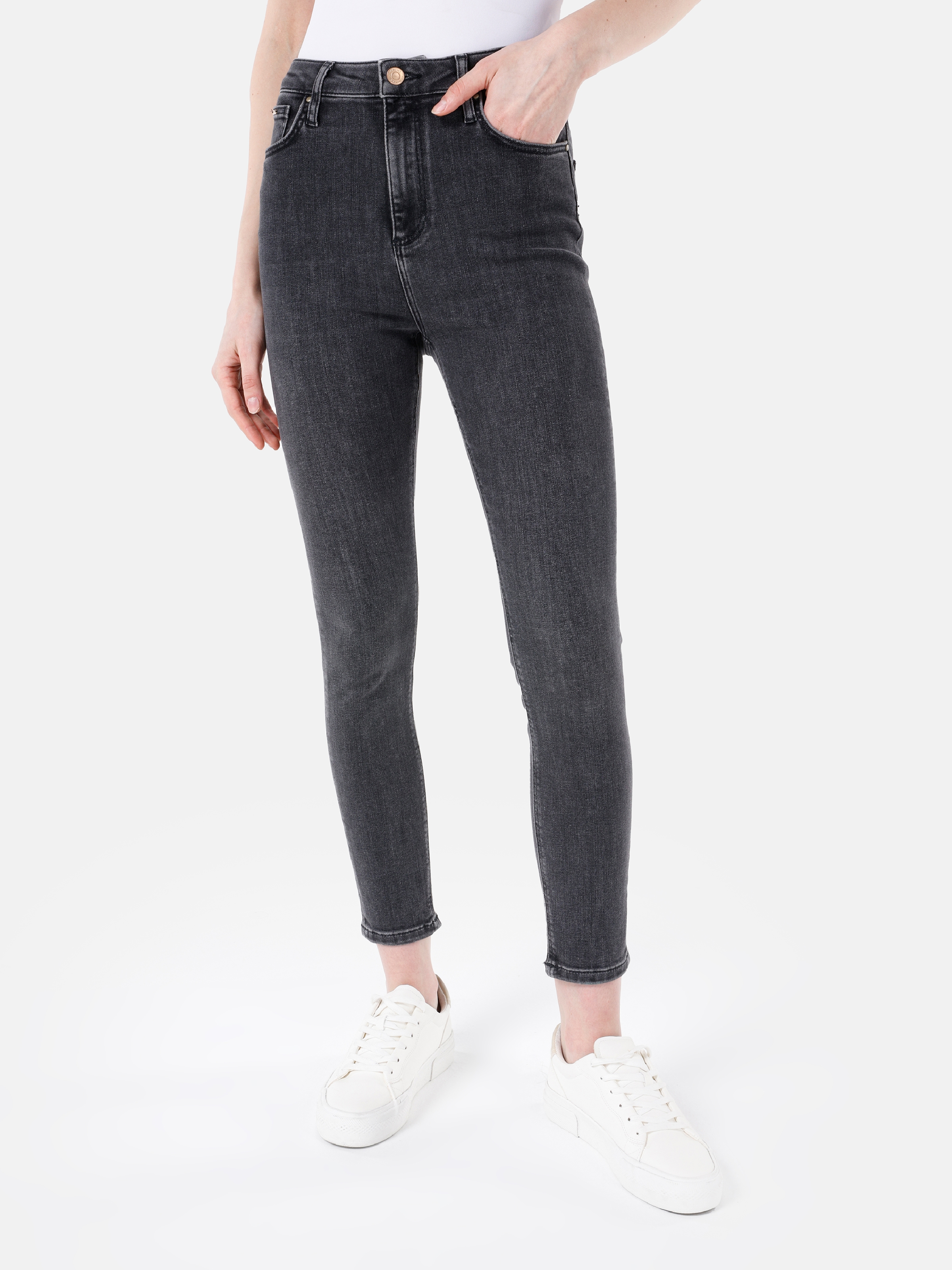 Afișați detalii pentru Pantaloni De Dama Negru Skinny Fit 759 LARA CL1067173