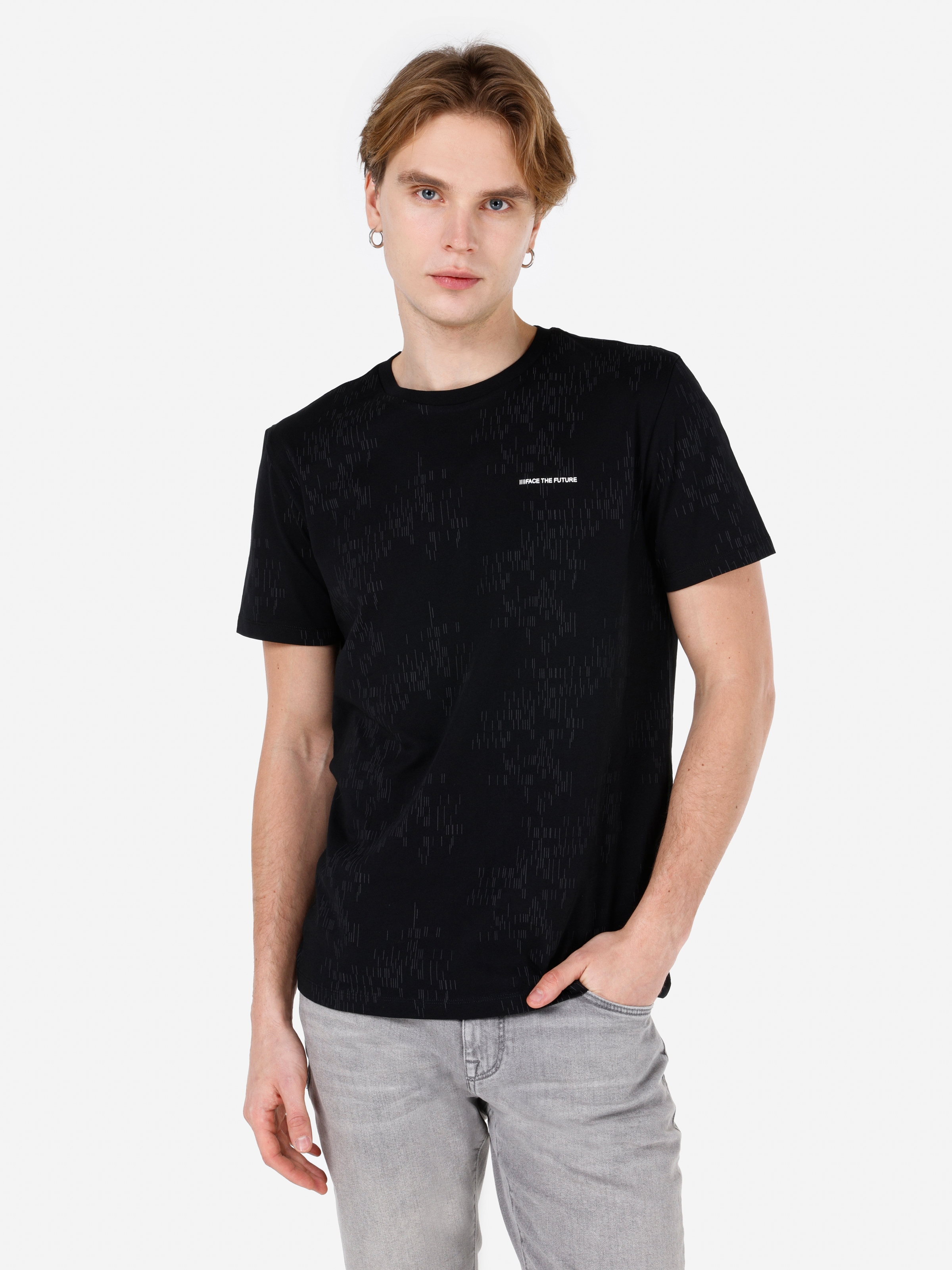 Afișați detalii pentru Tricou Cu Maneca Scurta De Barbati Negru Regular Fit  CL1068854