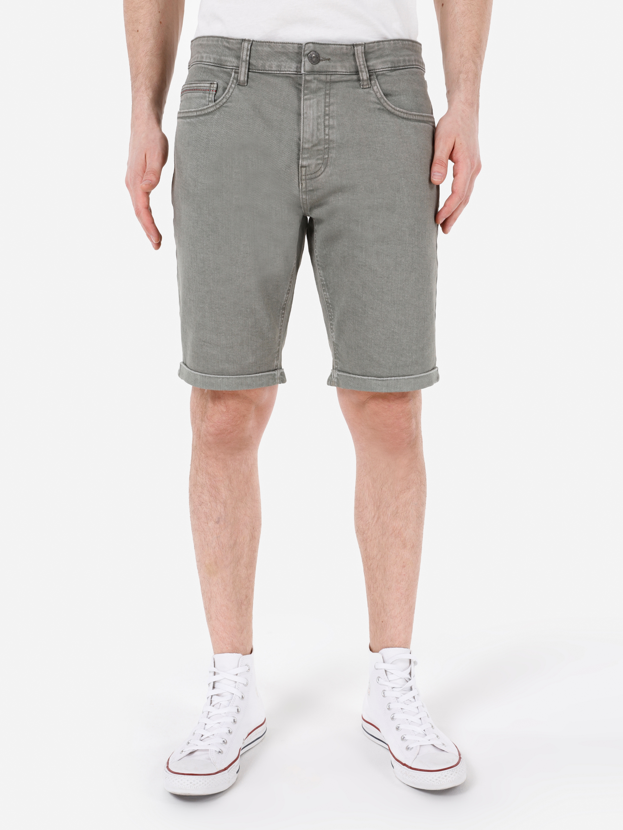 Afișați detalii pentru Short / Pantaloni Scurti De Barbati Verde Regular Fit  CL1069315