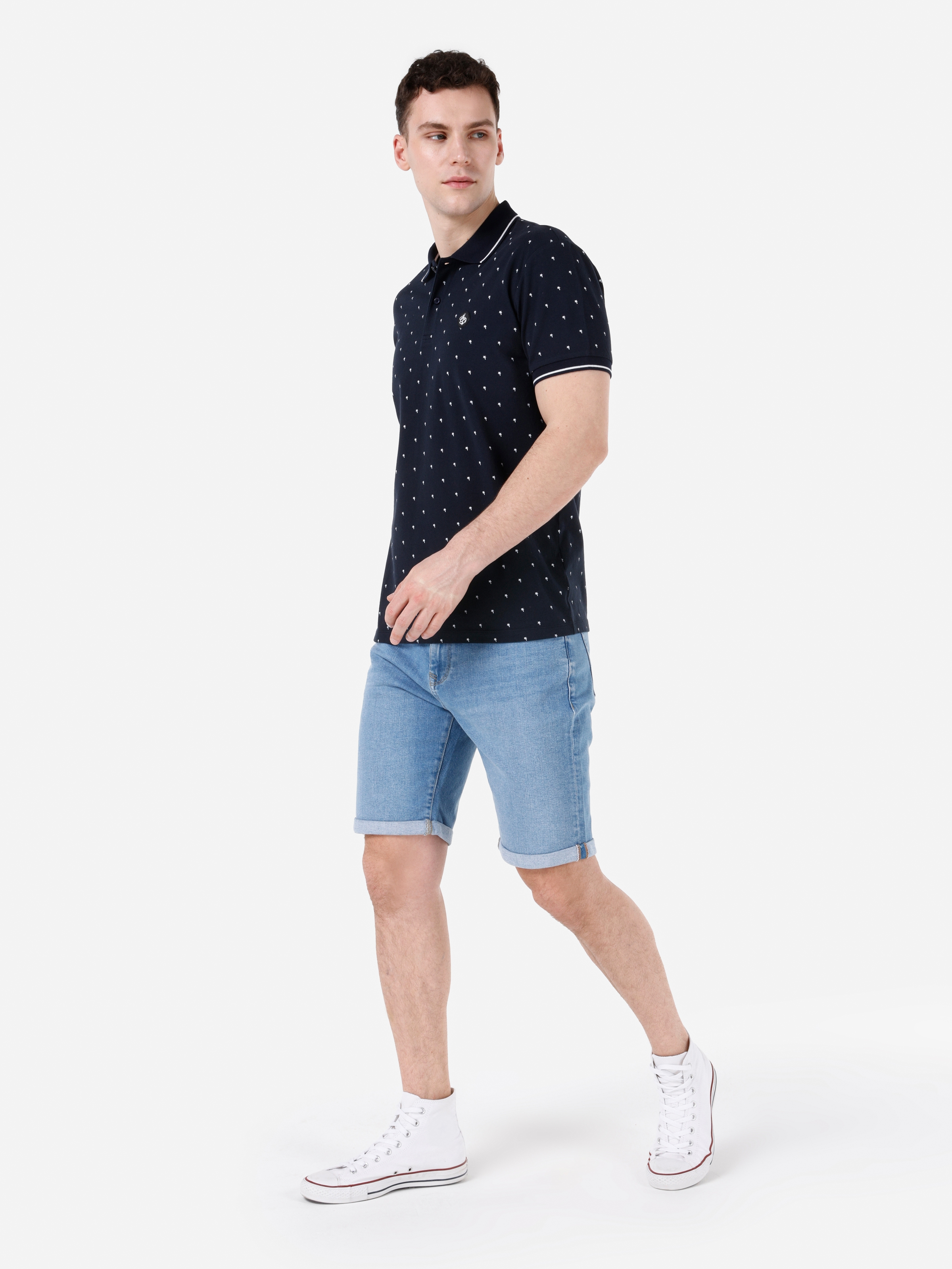 Afișați detalii pentru Short / Pantaloni Scurti De Barbati Albastru Slim Fit 041 DANNY