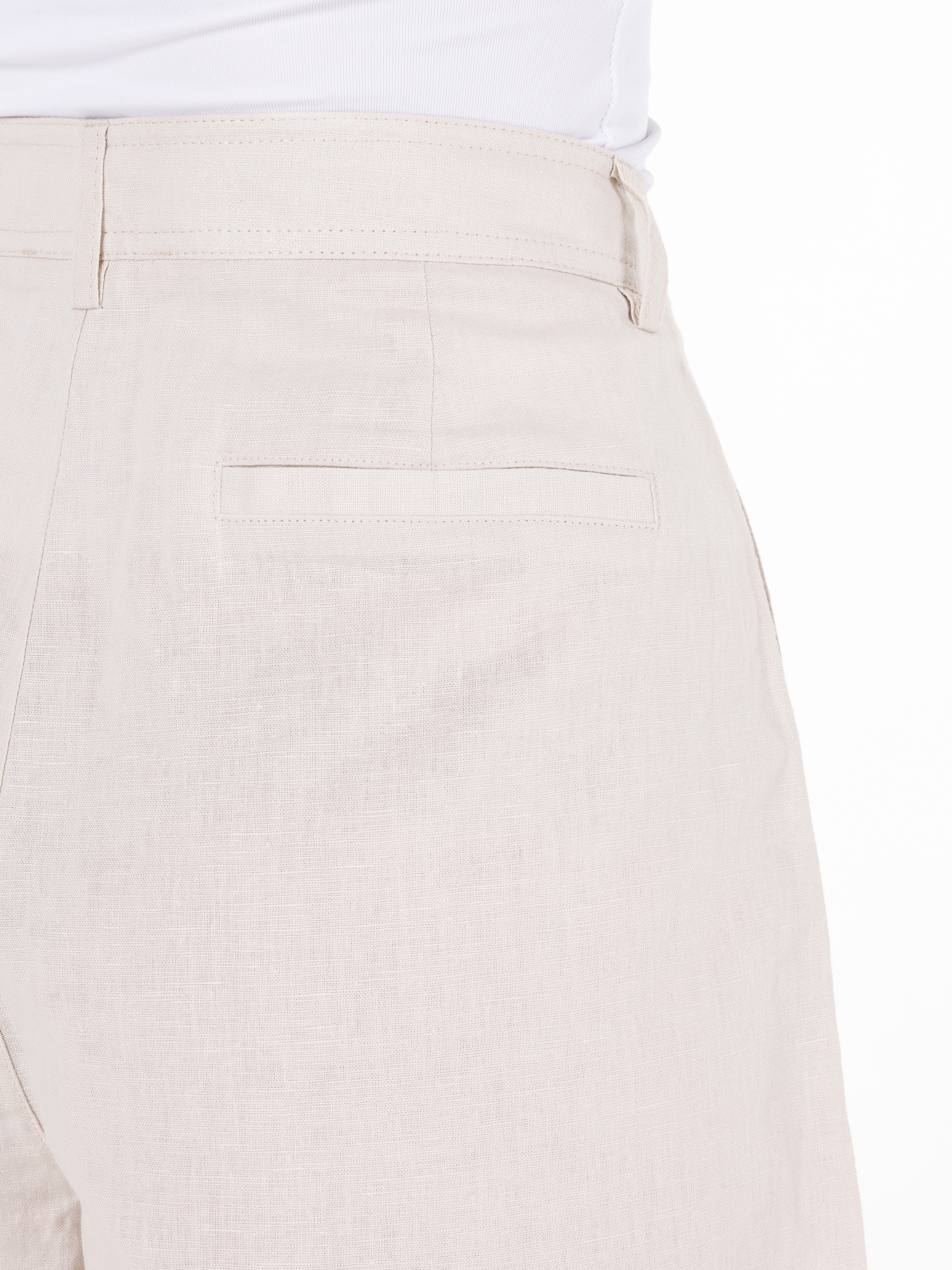 Afișați detalii pentru Short / Pantaloni Scurti De Dama Bej Regular Fit  