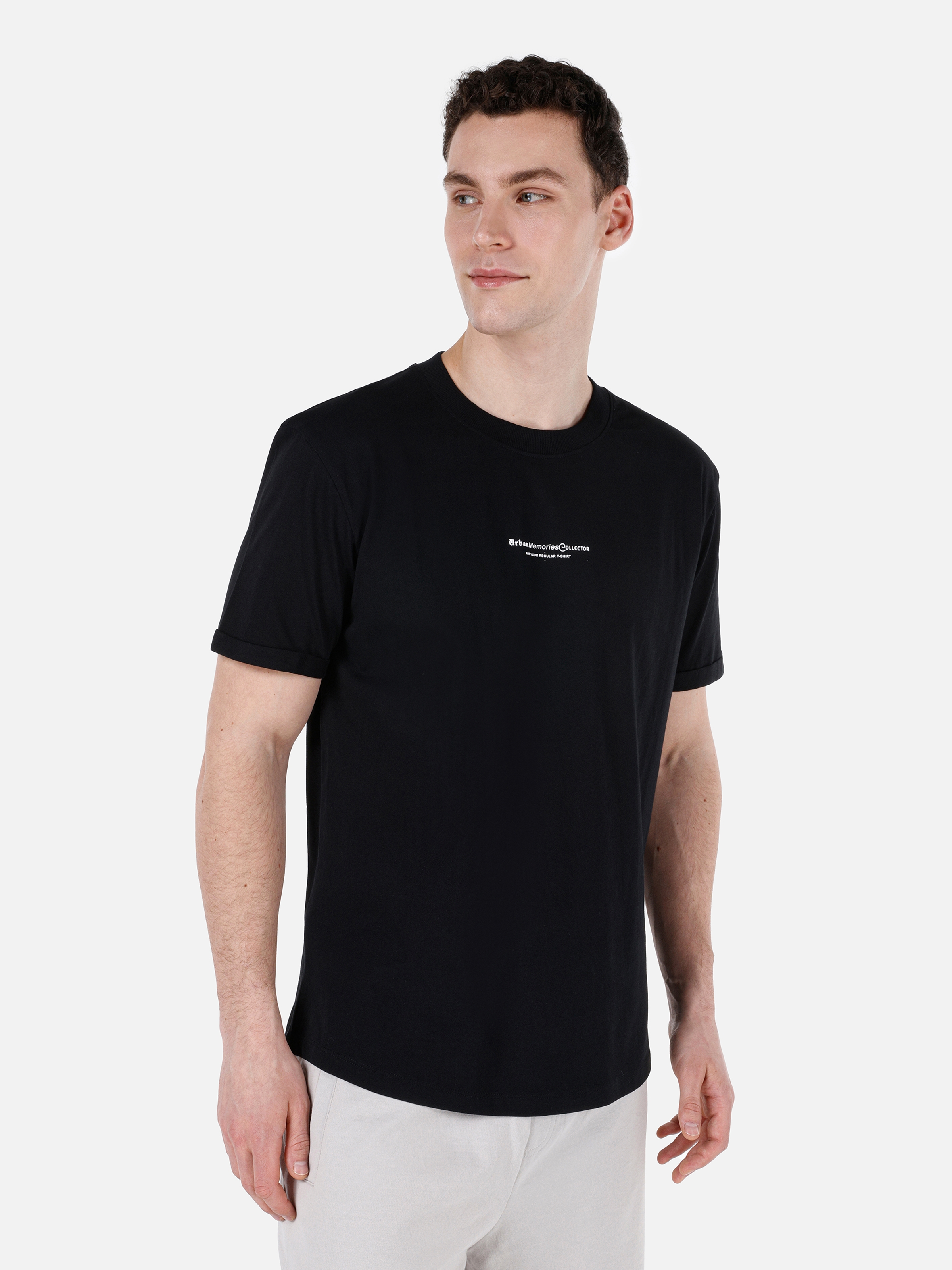 Afișați detalii pentru Tricou Cu Maneca Scurta De Barbati Negru Comfort Fit  CL1068796