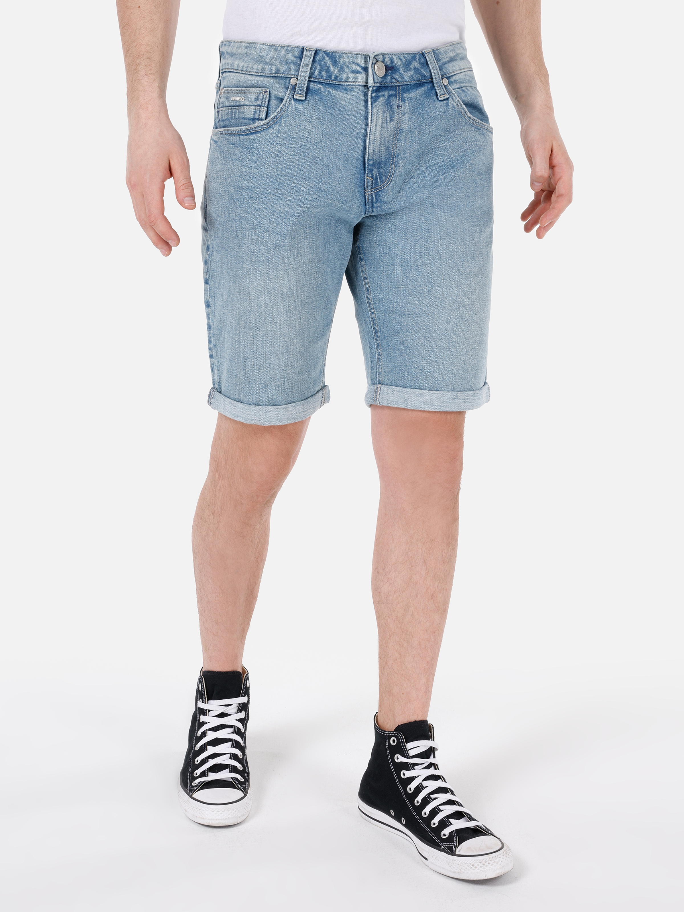 Afișați detalii pentru Short / Pantaloni Scurti De Barbati Albastru Straight Fit 044 KARL 