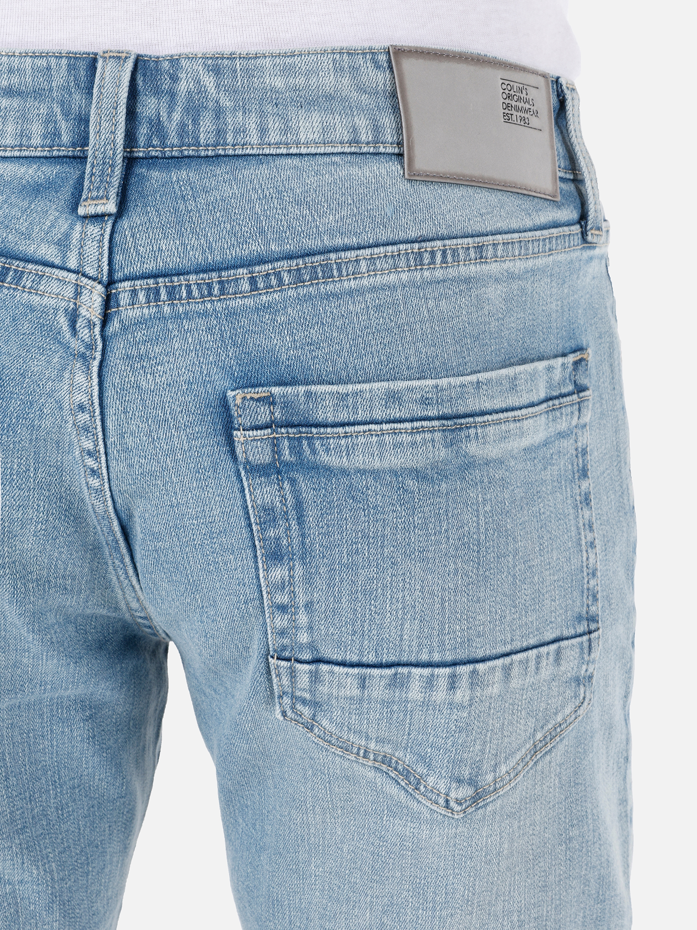 Afișați detalii pentru Short / Pantaloni Scurti De Barbati Albastru Straight Fit 044 KARL 