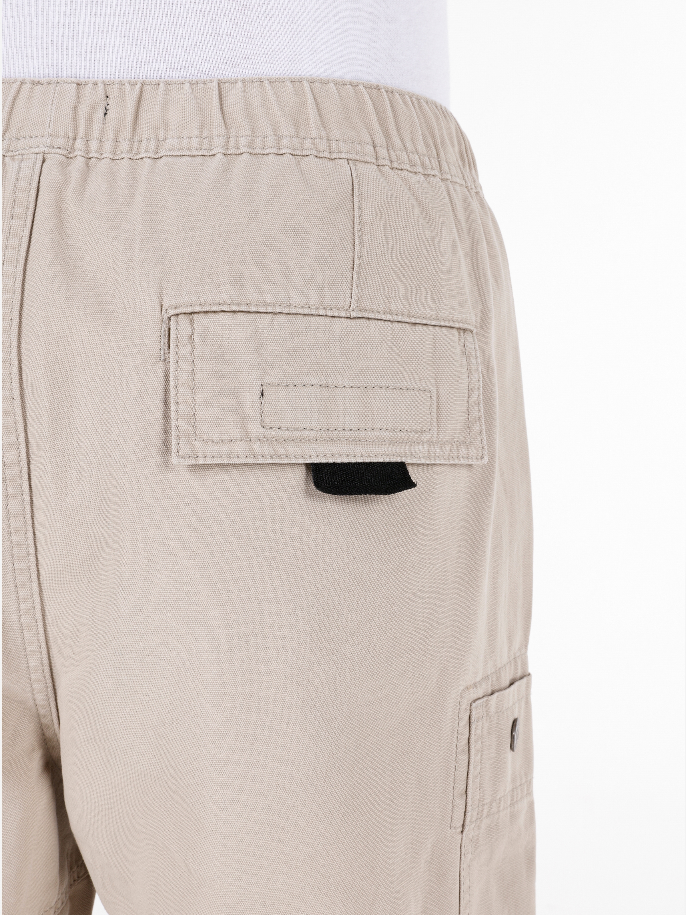 Afișați detalii pentru Short / Pantaloni Scurti De Barbati Bej Comfort Fit  CL1068186