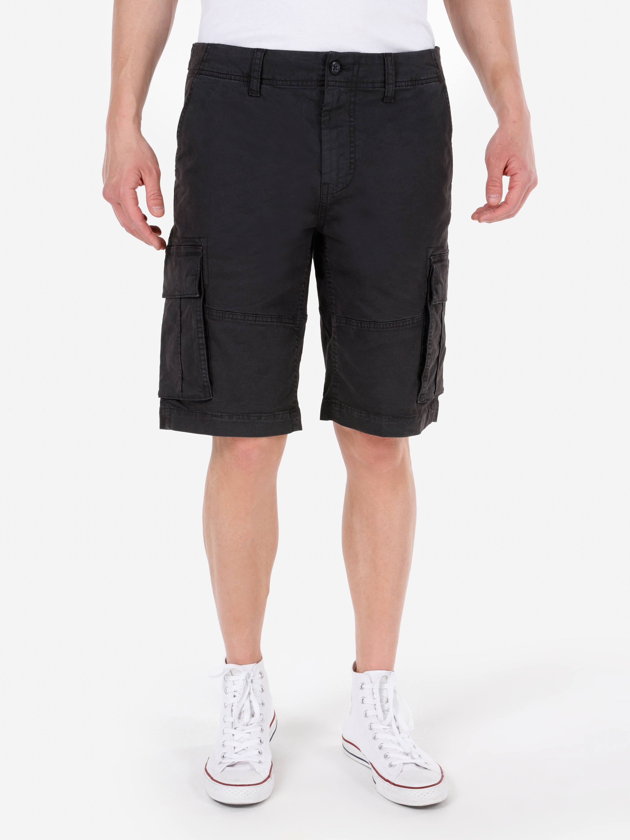 Afișați detalii pentru Short / Pantaloni Scurti De Barbati Antracit Regular Fit  CL1069316