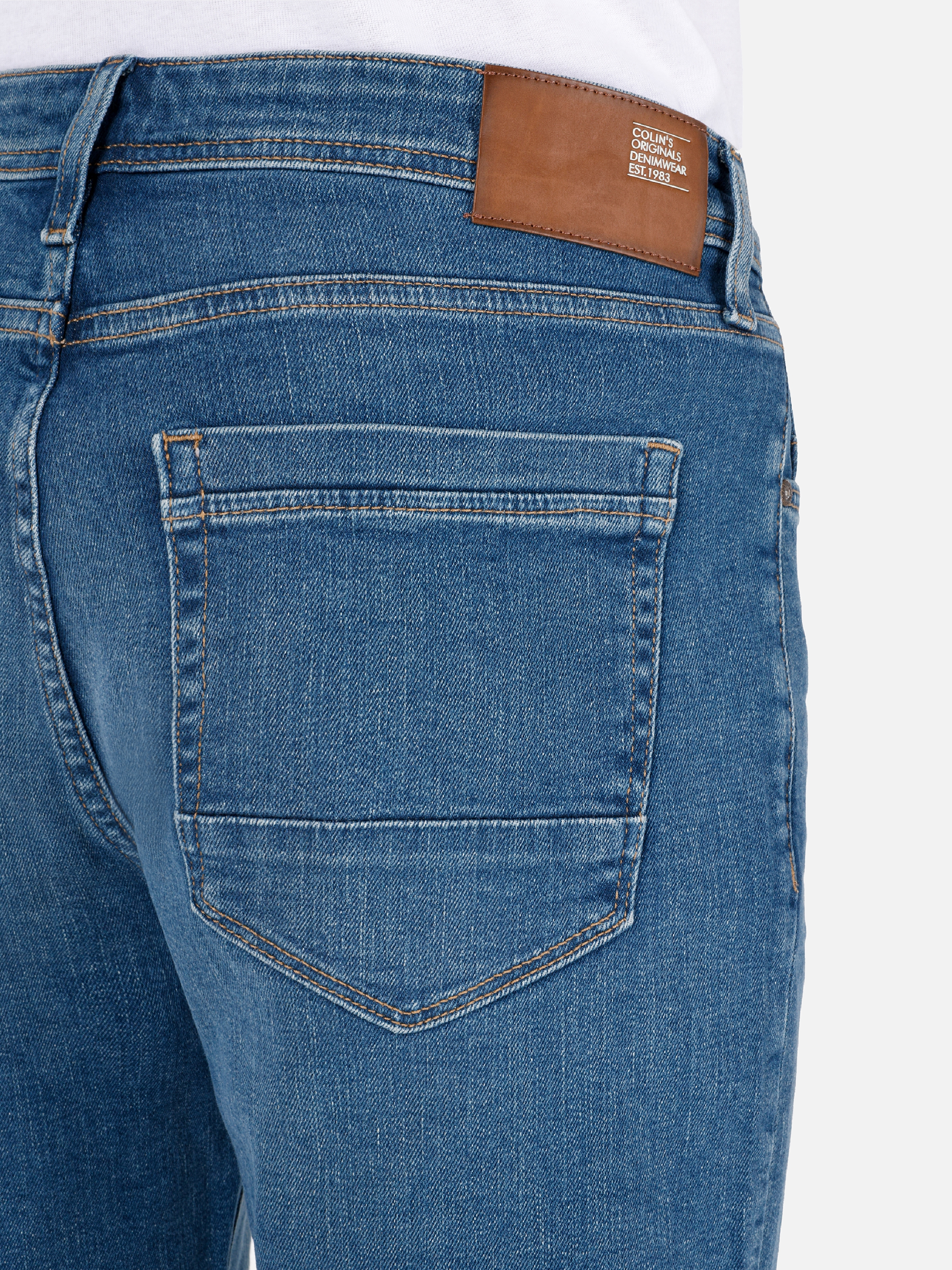 Afișați detalii pentru Short / Pantaloni Scurti De Barbati Albastru inchis Straight Fit 044 KARL CL1069524