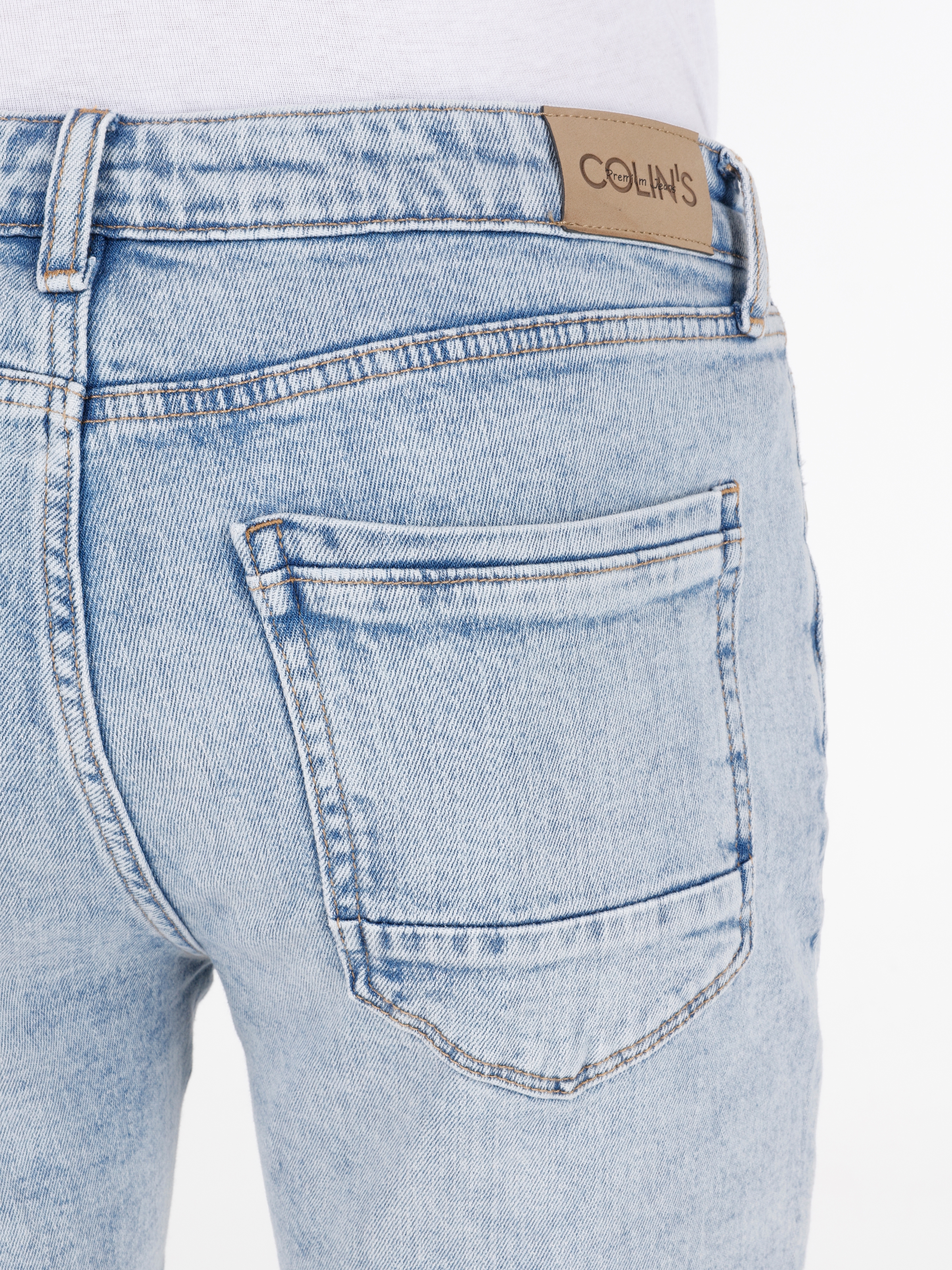 Afișați detalii pentru Short / Pantaloni Scurti De Barbati Albastru deschis Straight Fit 044 KARL 