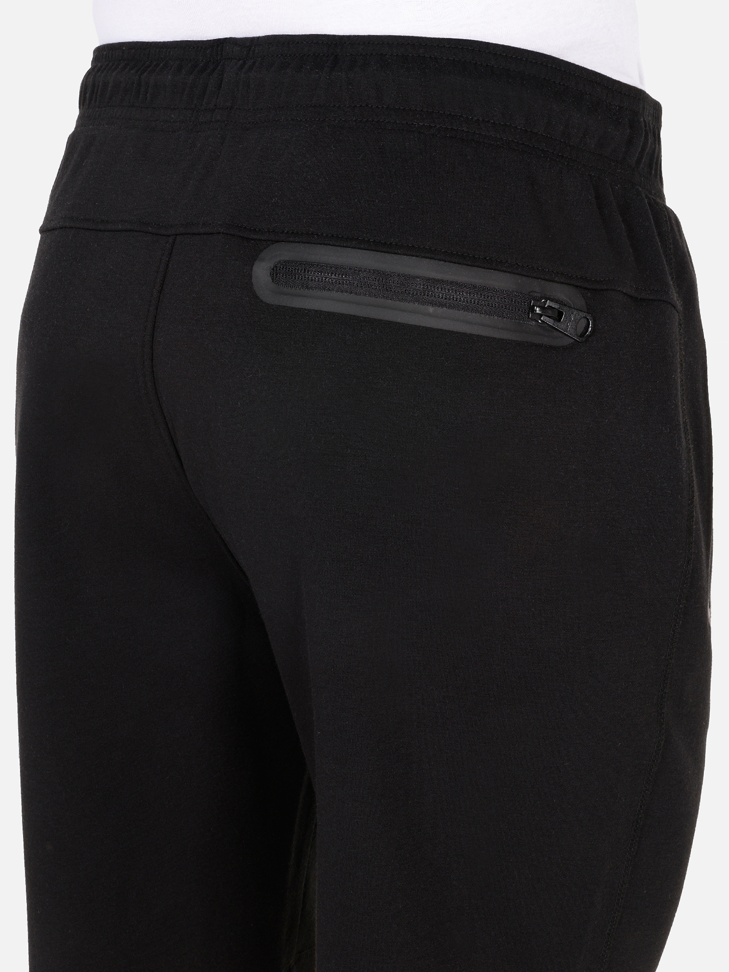 Afișați detalii pentru Short / Pantaloni Scurti De Barbati Negru Regular Fit  CL1070583