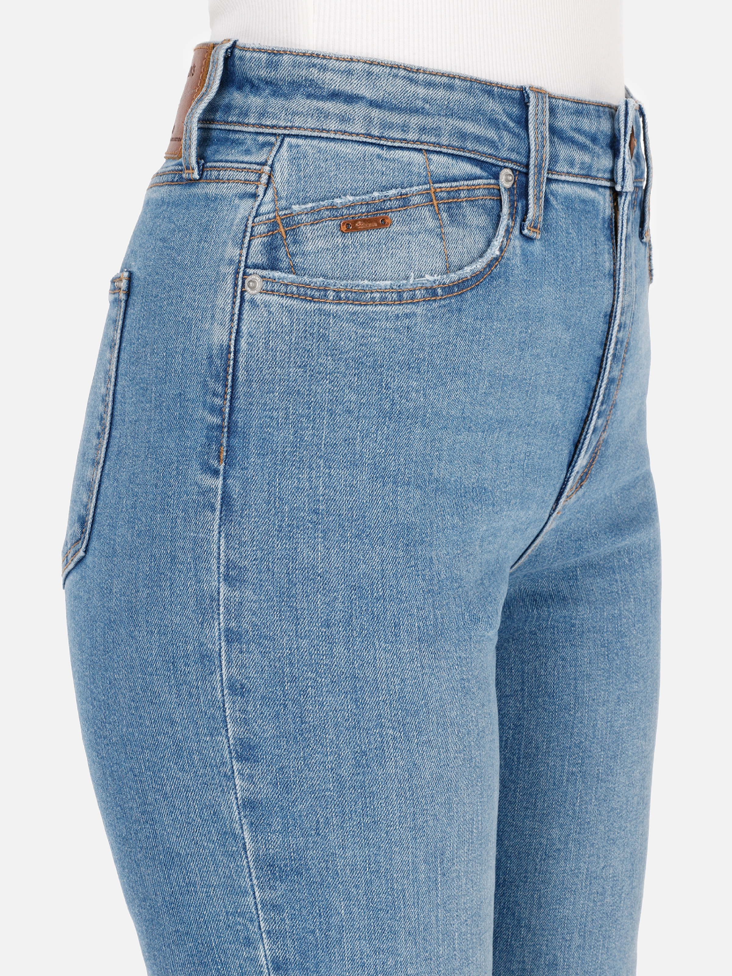 Afișați detalii pentru Pantaloni De Dama Denim Regular Fit 792 MILA CL1070668