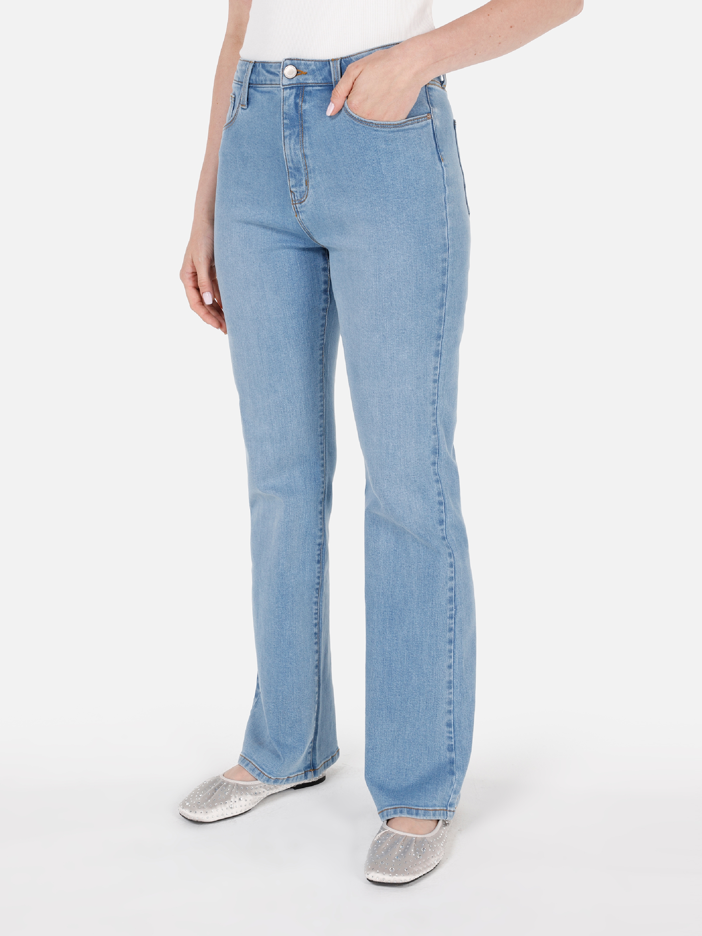 Afișați detalii pentru Pantaloni De Dama Denim Regular Fit 791 MONICA CL1071324