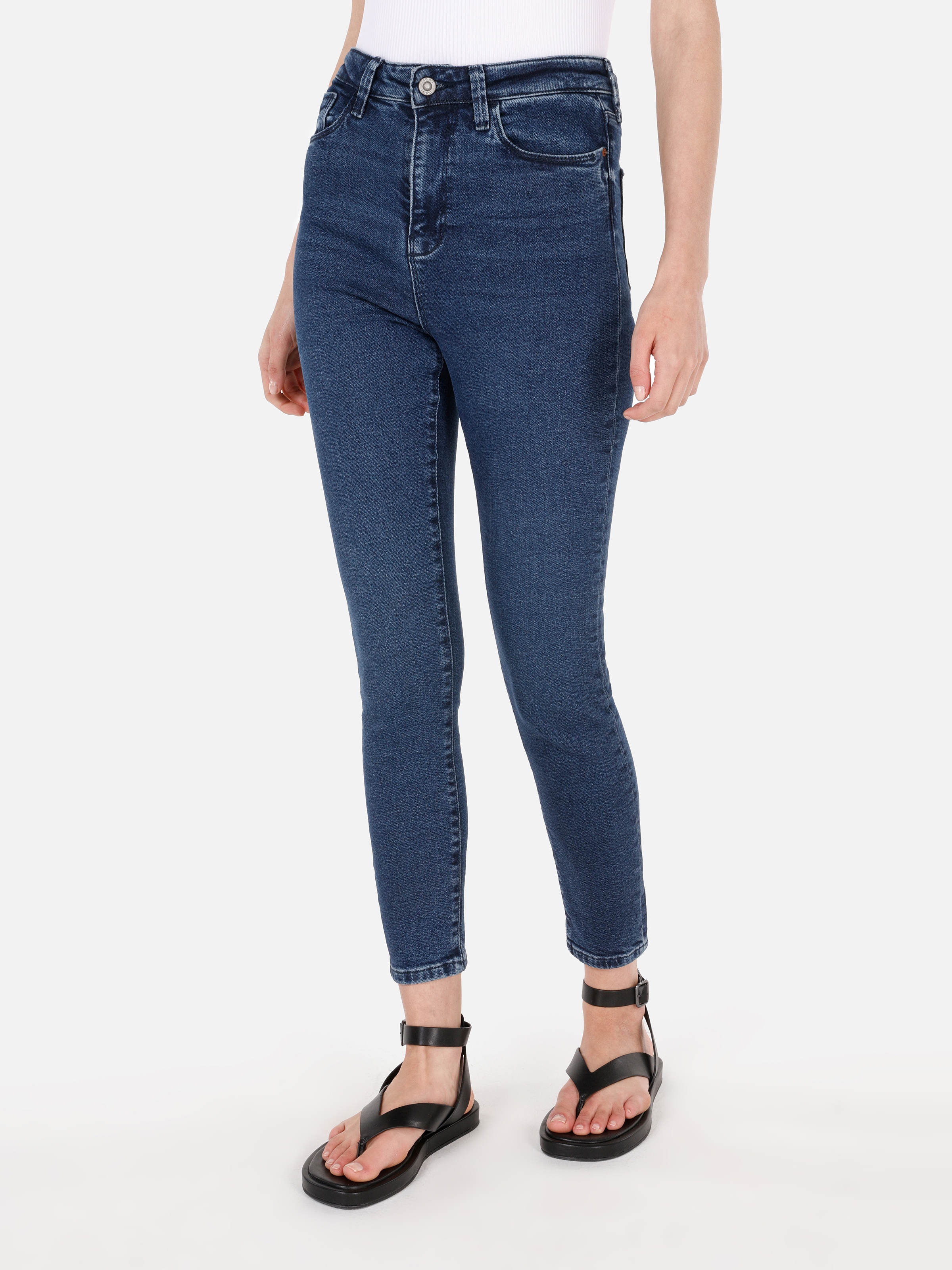 Afișați detalii pentru Pantaloni De Dama Albastru Skinny Fit 760 DIANA CL1071498