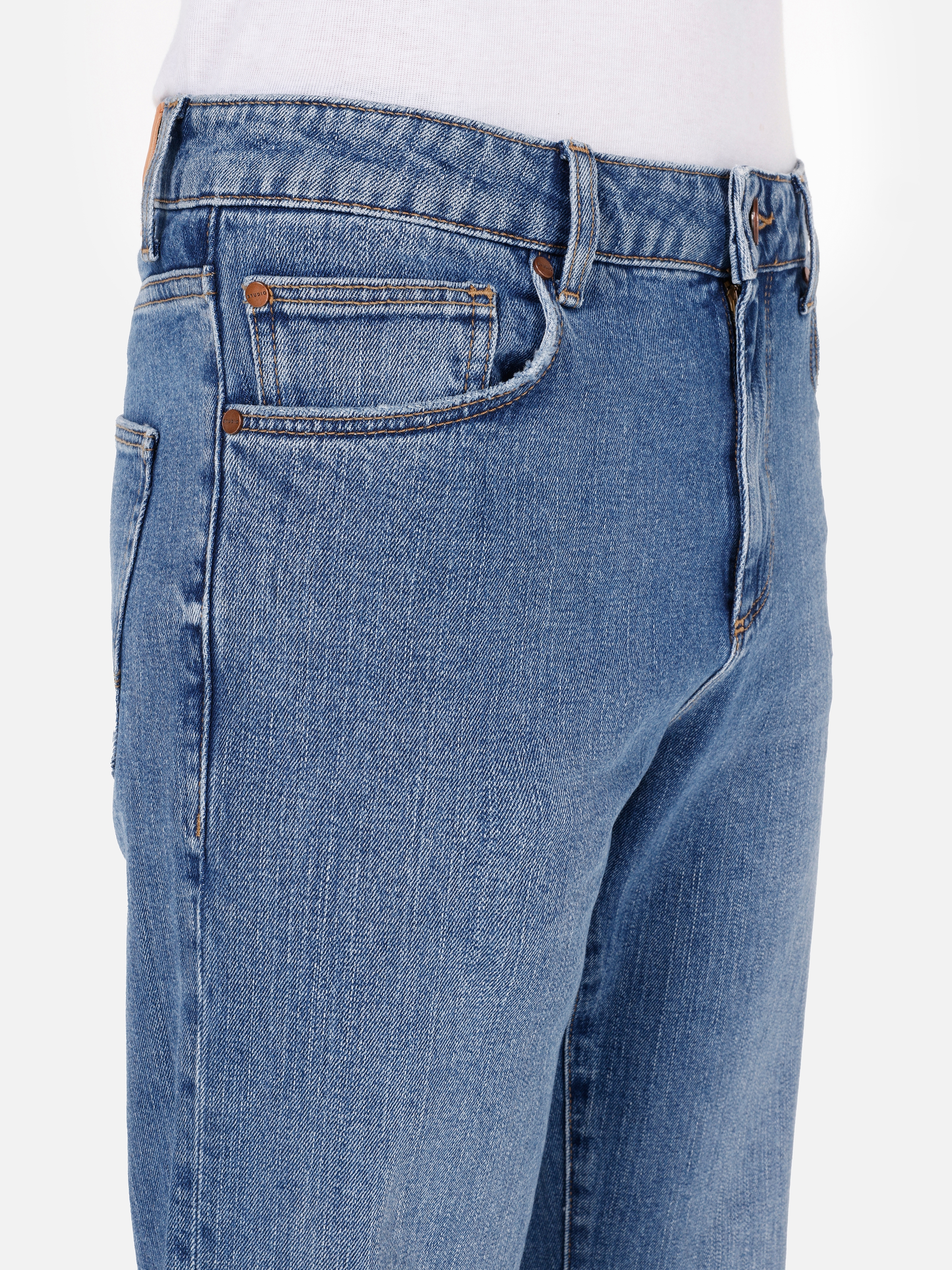 Afișați detalii pentru Pantaloni De Barbati Denim Bootcut  CL1070604