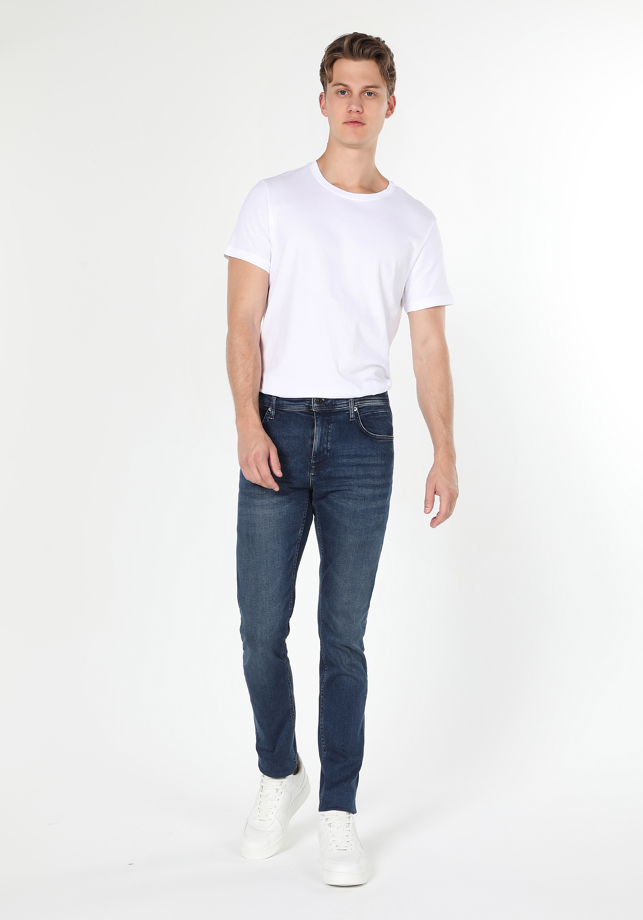 Afișați detalii pentru Pantaloni De Barbati Albastru inchis Slim Fit 041 DANNY CL1063366