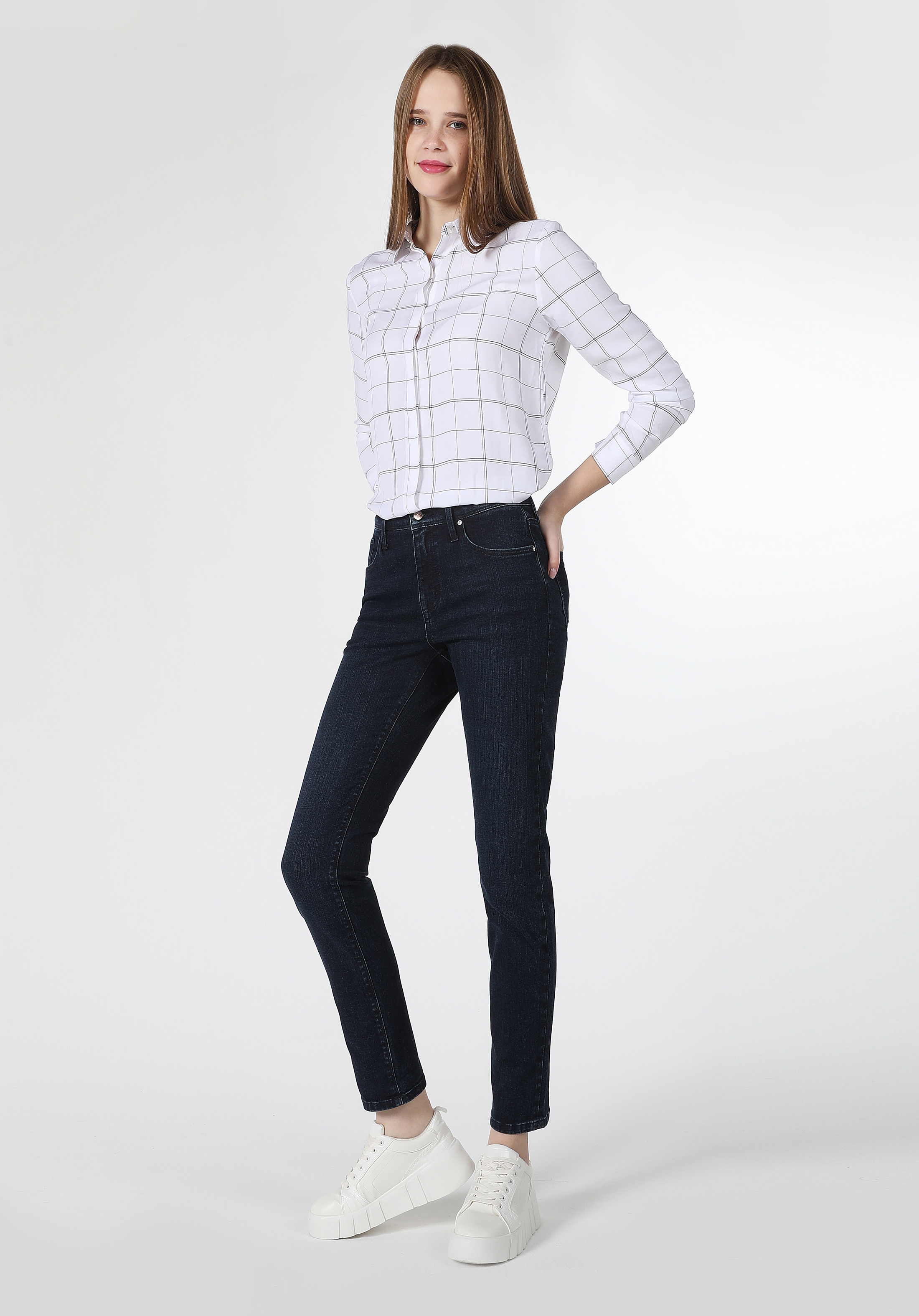 Afișați detalii pentru Pantaloni De Dama Denim Skinny Fit 760 DIANA CL1060390